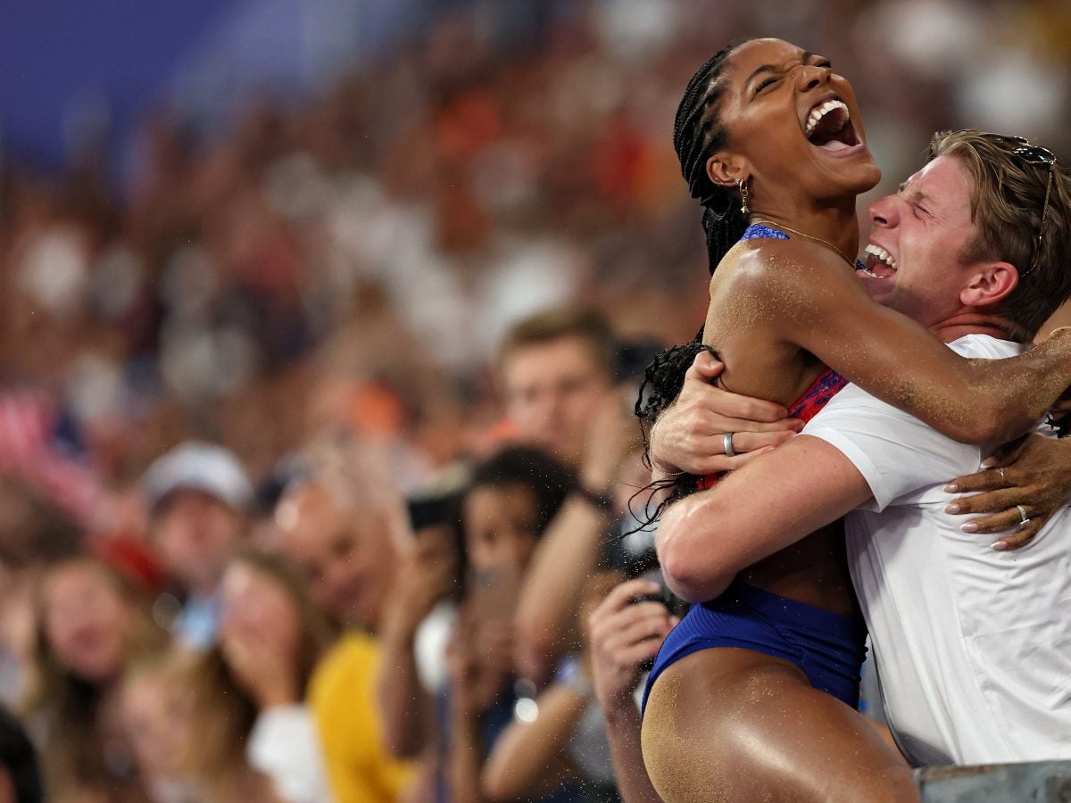 11 Of Our Favorite Olympic Couples From The Paris Games