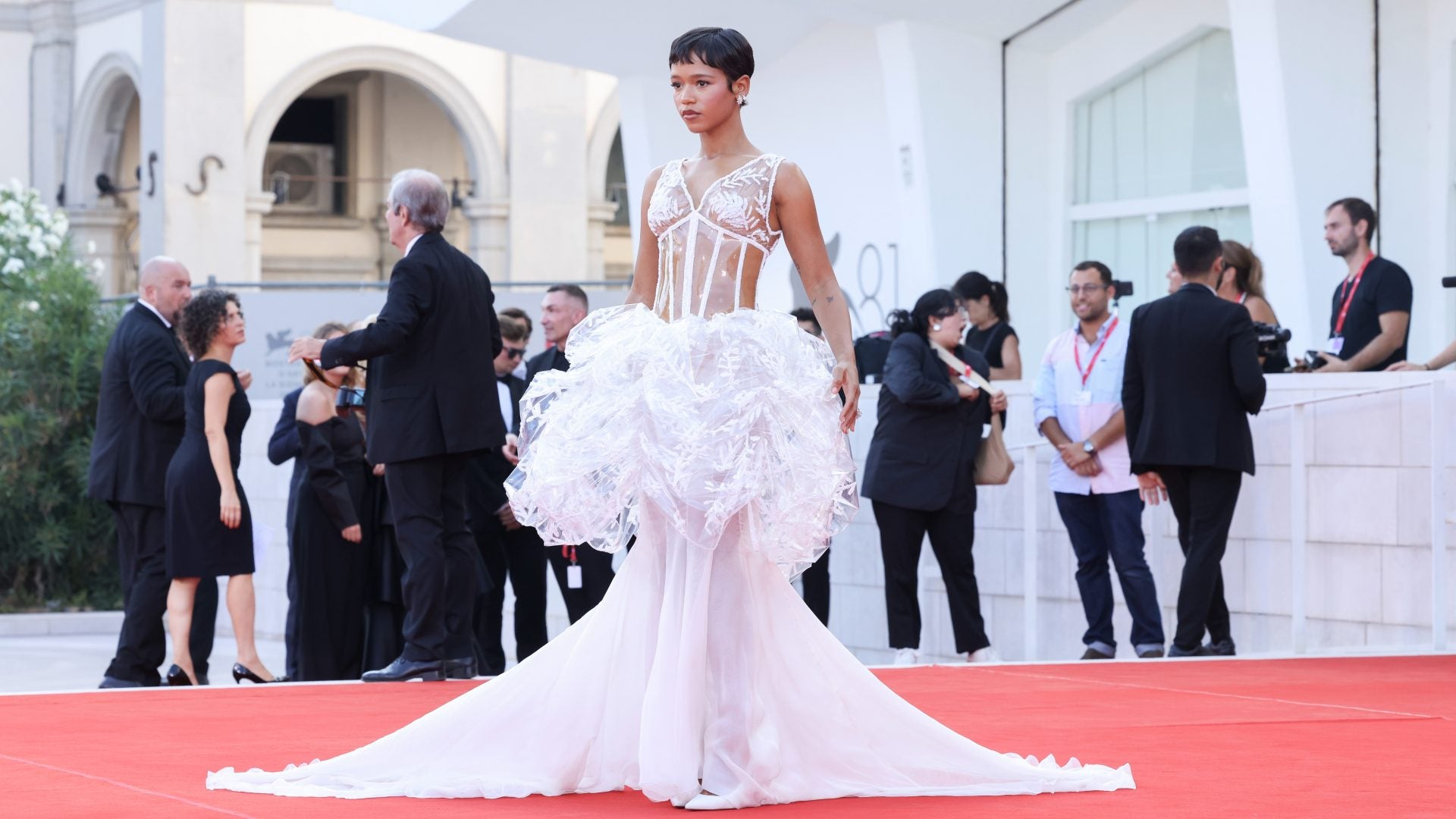 Taylor Russell Makes Vintage Pieces Look Modern On The Red Carpet 