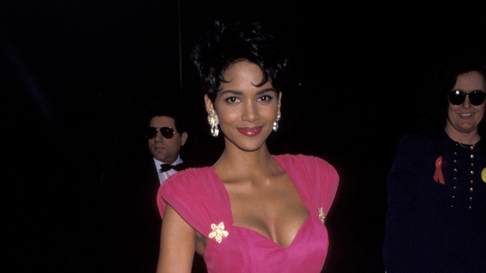 Halle Berry’s Most Iconic '90s Fashion Moments That Defined Effortless Chic