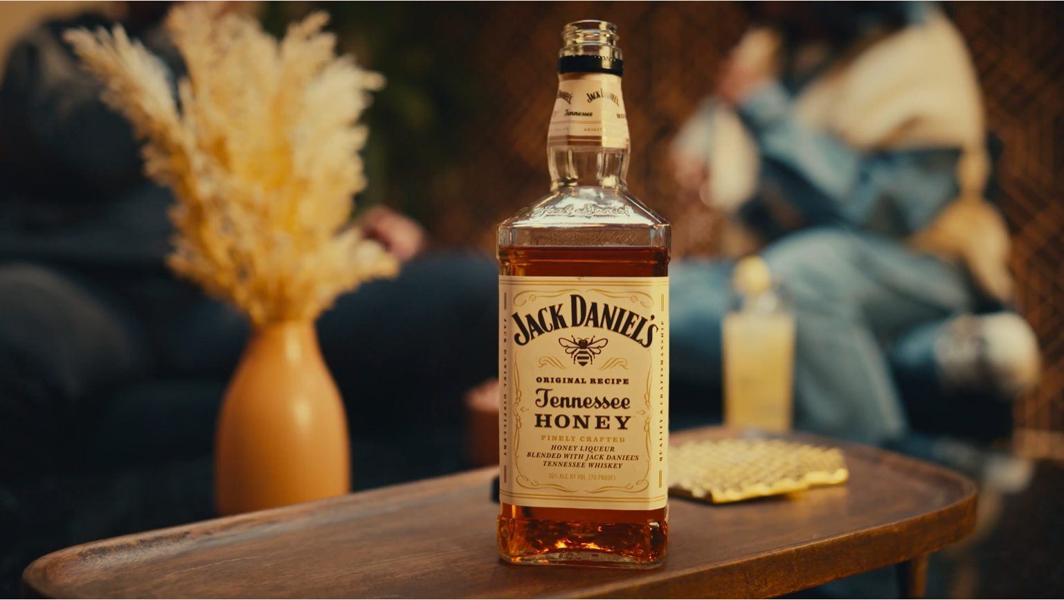 WATCH |‘Jack Honey Art, Beats + Lyrics’ Celebrates 20th Anniversary with Rapsody and Dres Tha Beatnik