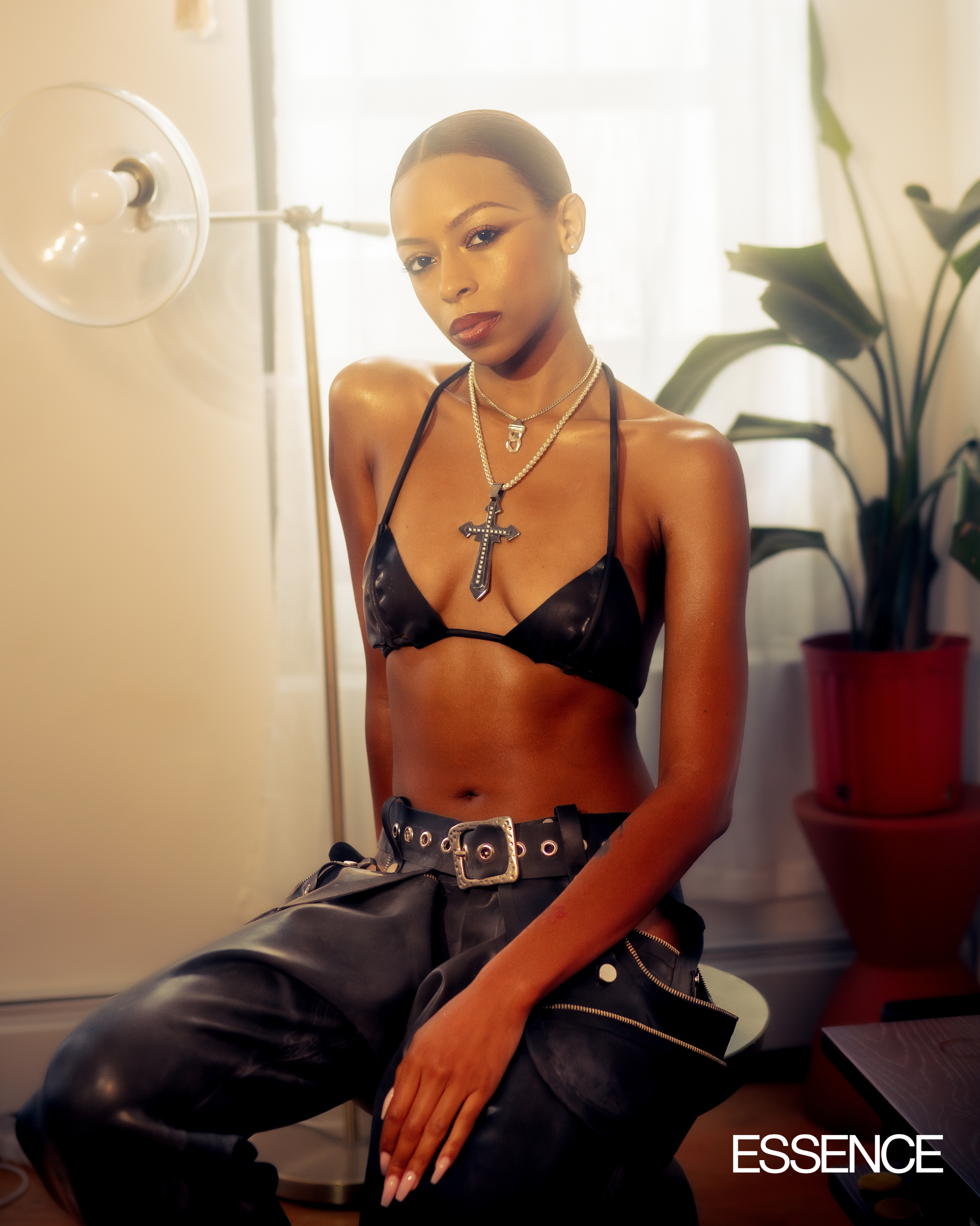 ESSENCE Fashion Diary: Diary: Ravyn Lenae Gears Up For Kim Shui’s Runway