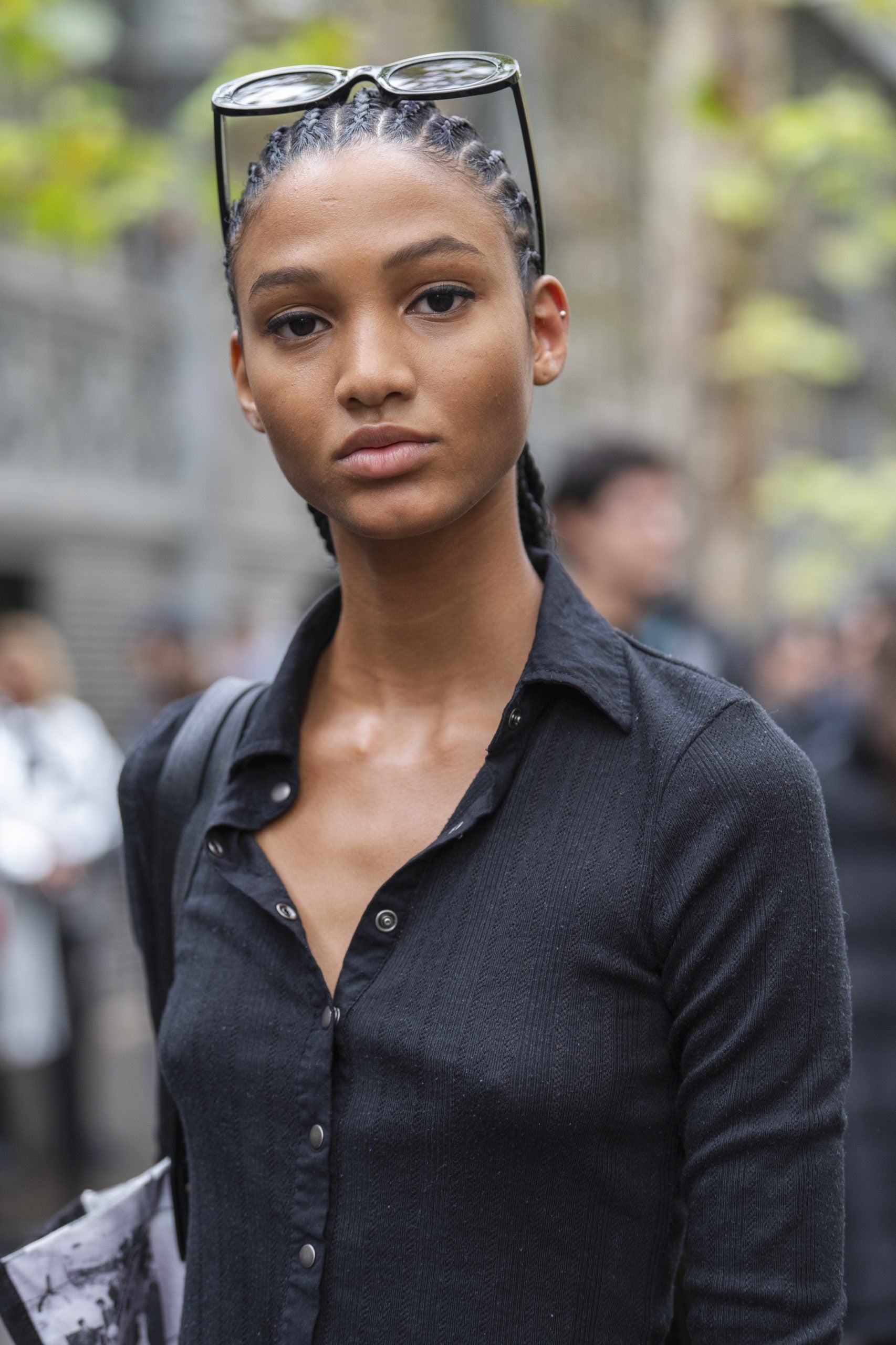 The Best Street Style Beauty Looks From PFW SS25—Day 2