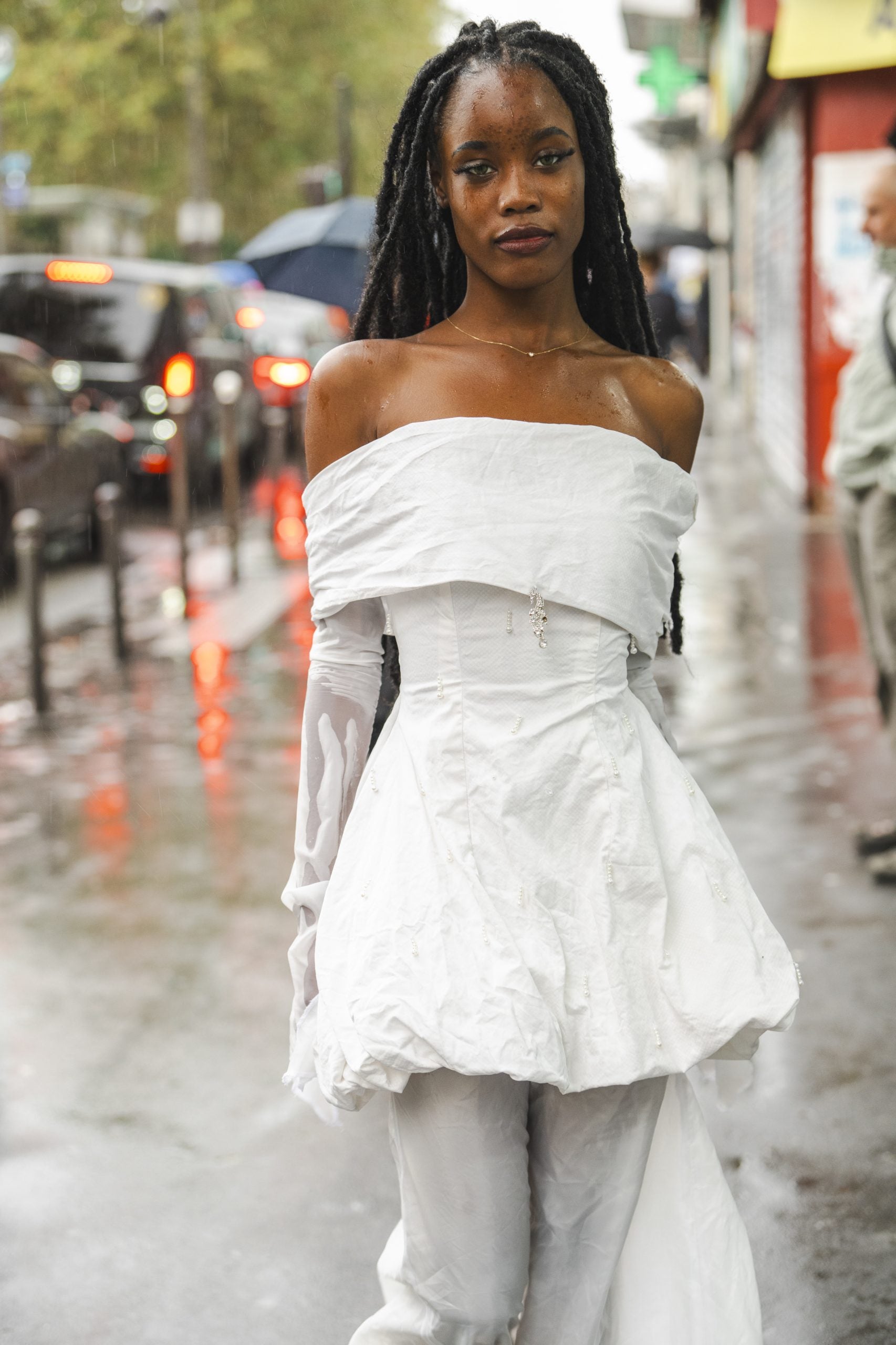 The Best Street Style Beauty Looks From PFW SS25 Day 3