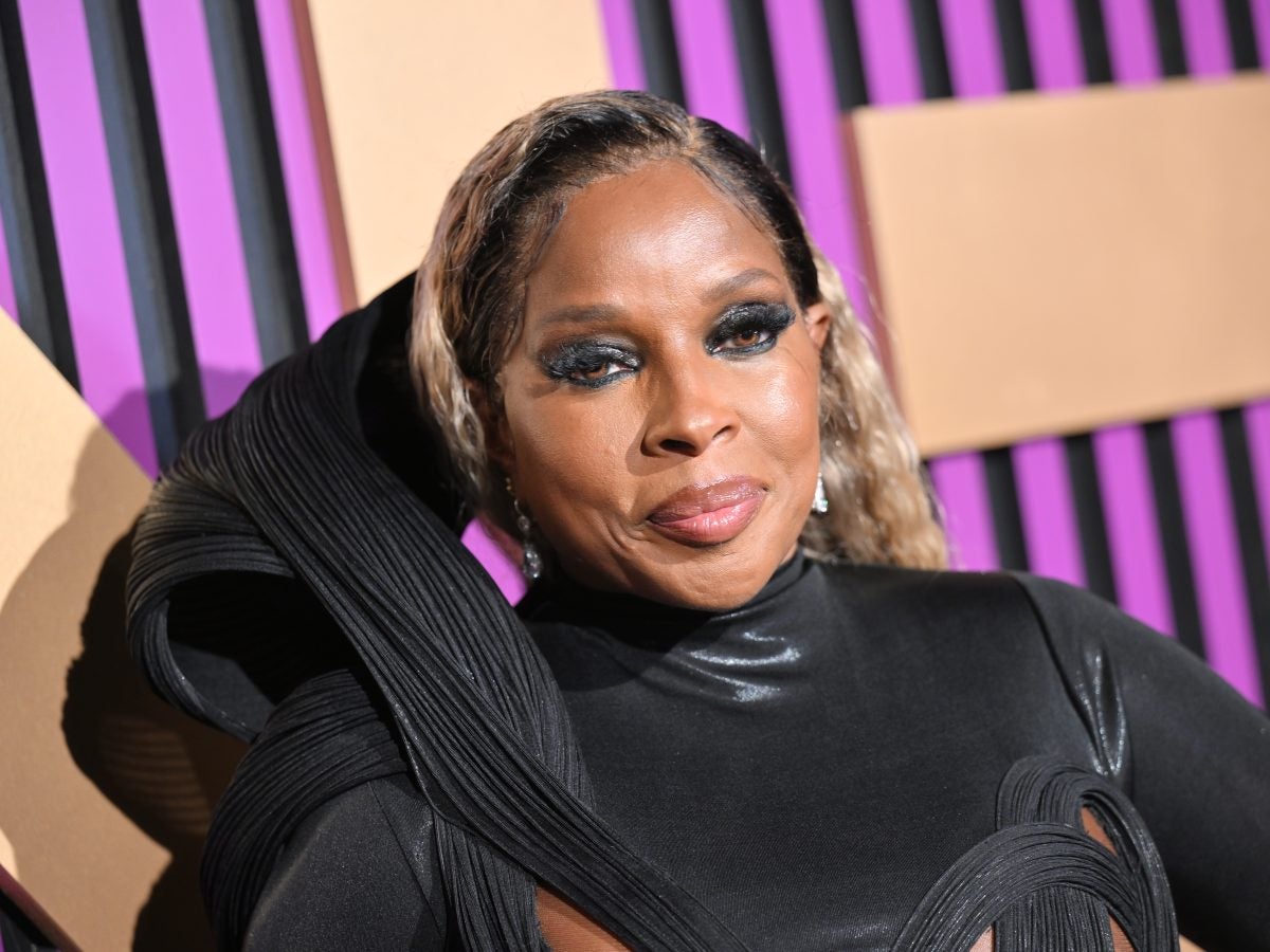 Mary J. Blige Says Her Budding Romance Is ‘Going Well’ Because Of Self-Love: 'I Feel Good About Me'