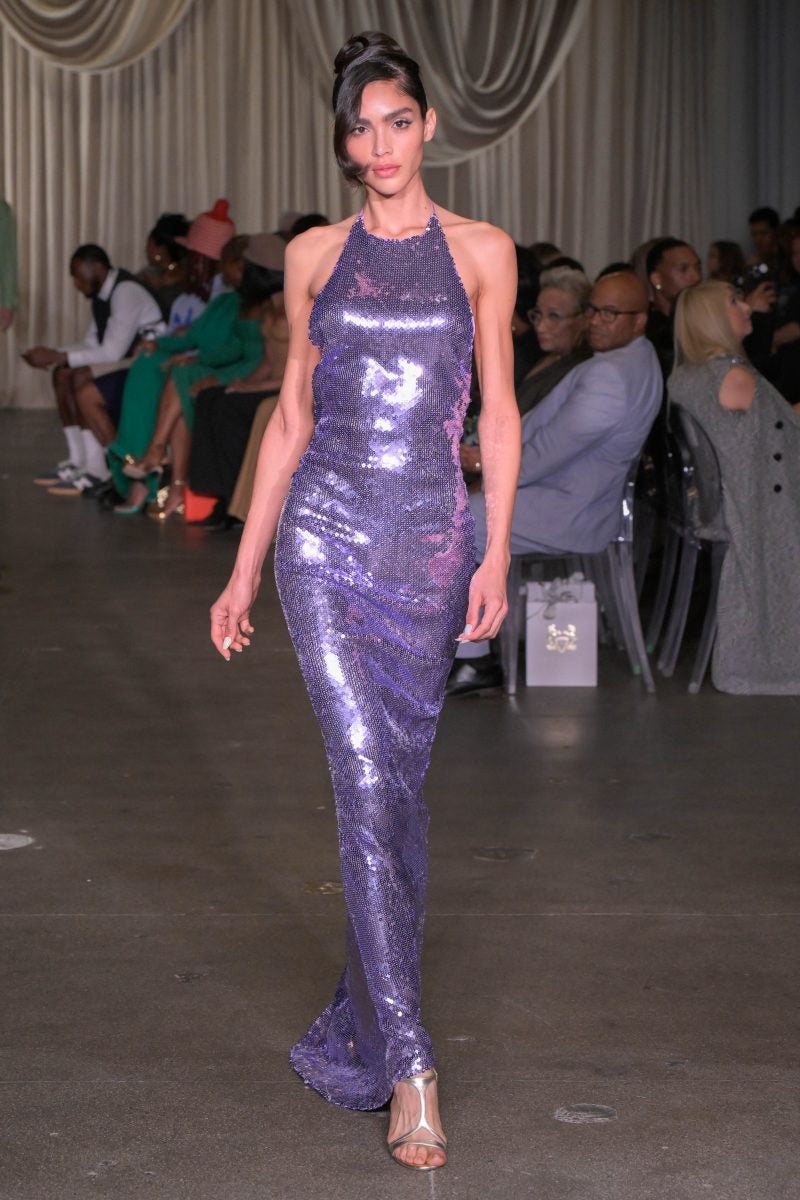 Sergio Hudson Pays Homage To Ladylike Elegance Of The Sixties In Spring/Summer 2025 Show