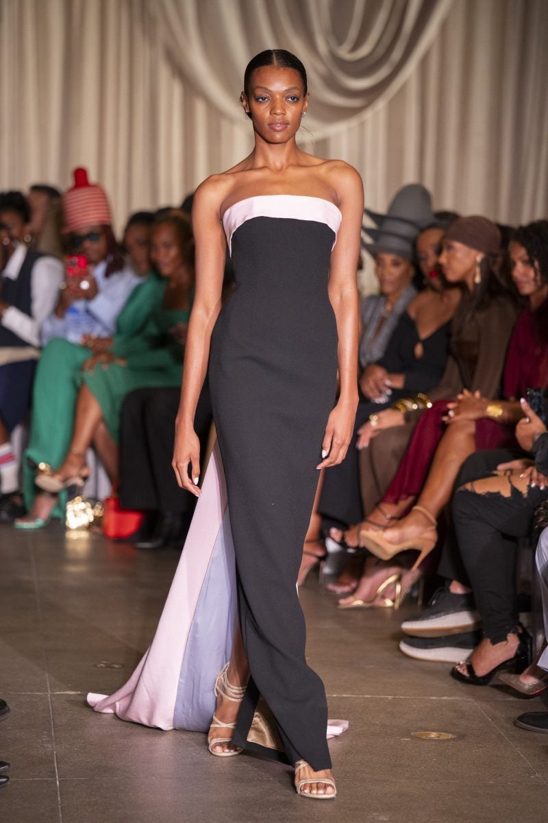 Sergio Hudson Pays Homage To Ladylike Elegance Of The Sixties In Spring/Summer 2025 Show