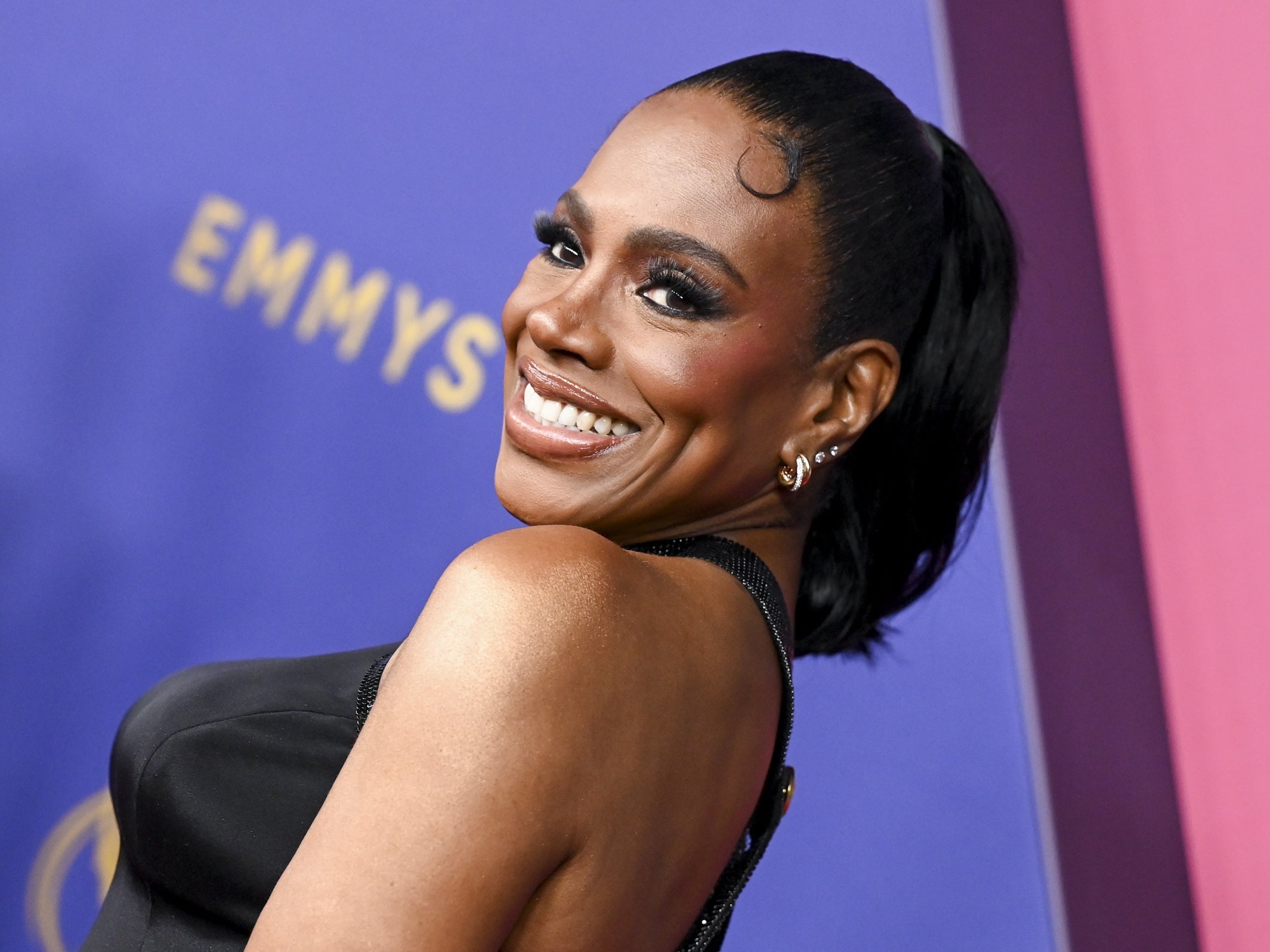 The Best Beauty Looks From The 76th Emmy Awards