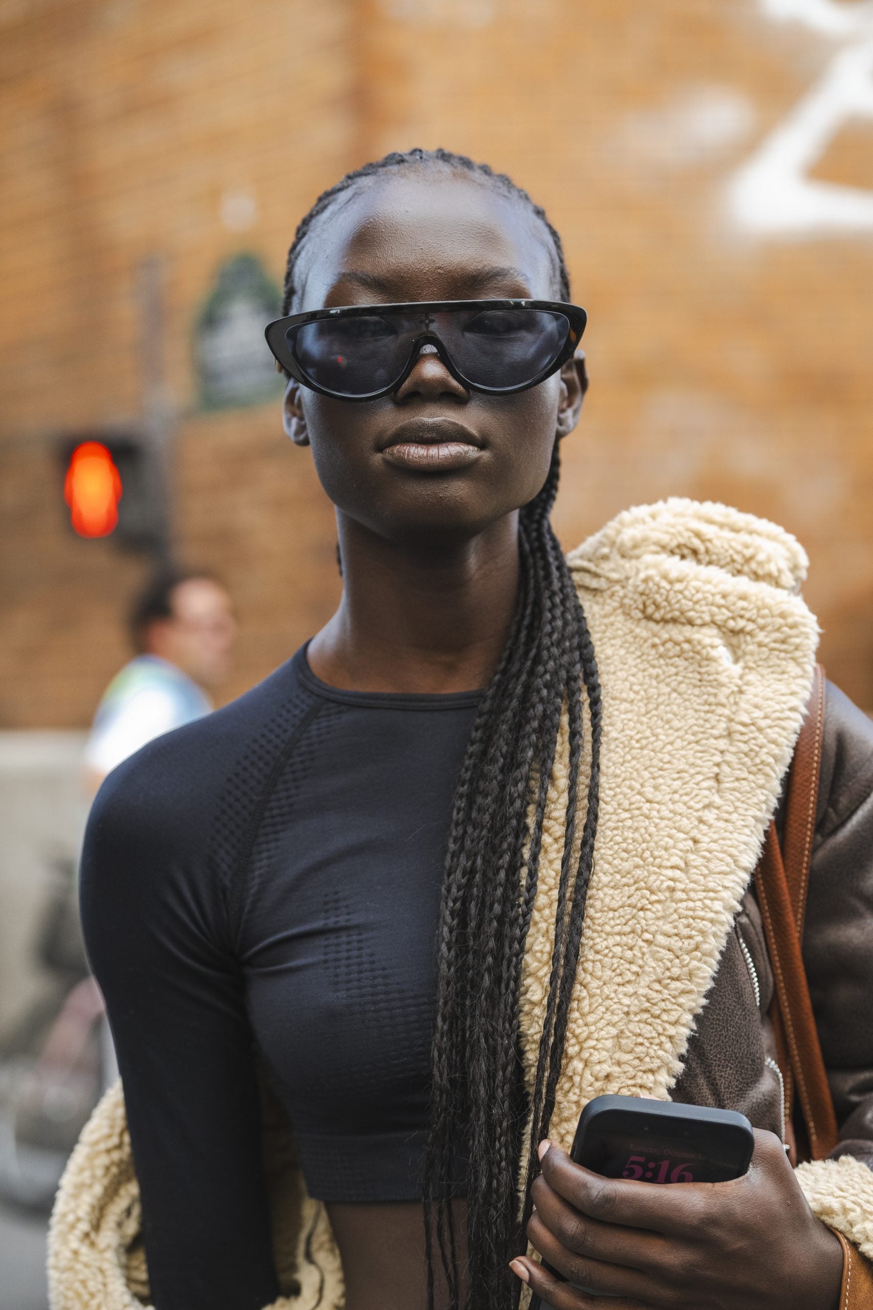 The 21 Best Beauty Street Style Moments From PFW SS25 Day 8