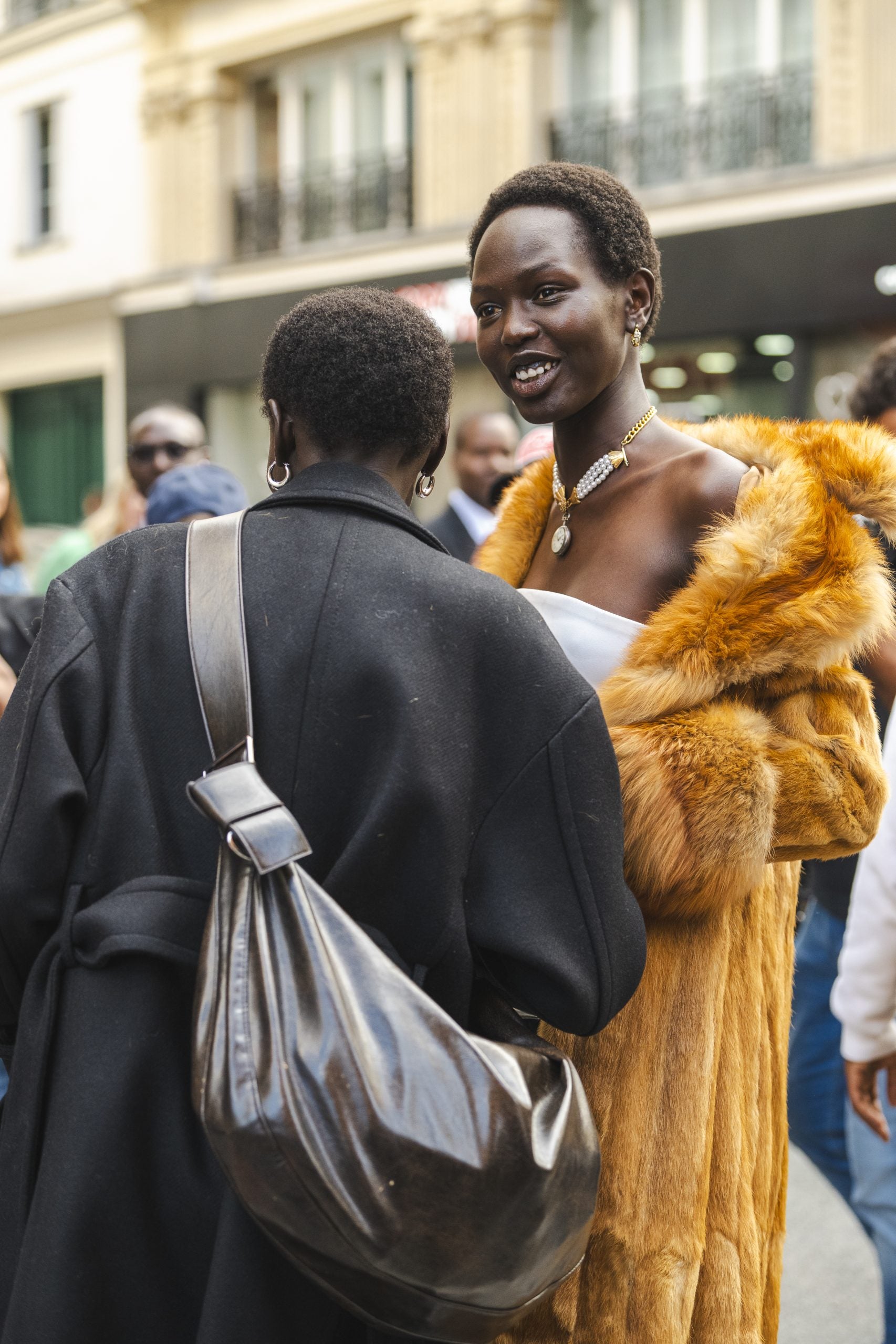 The 21 Best Beauty Street Style Moments From PFW SS25 Day 8