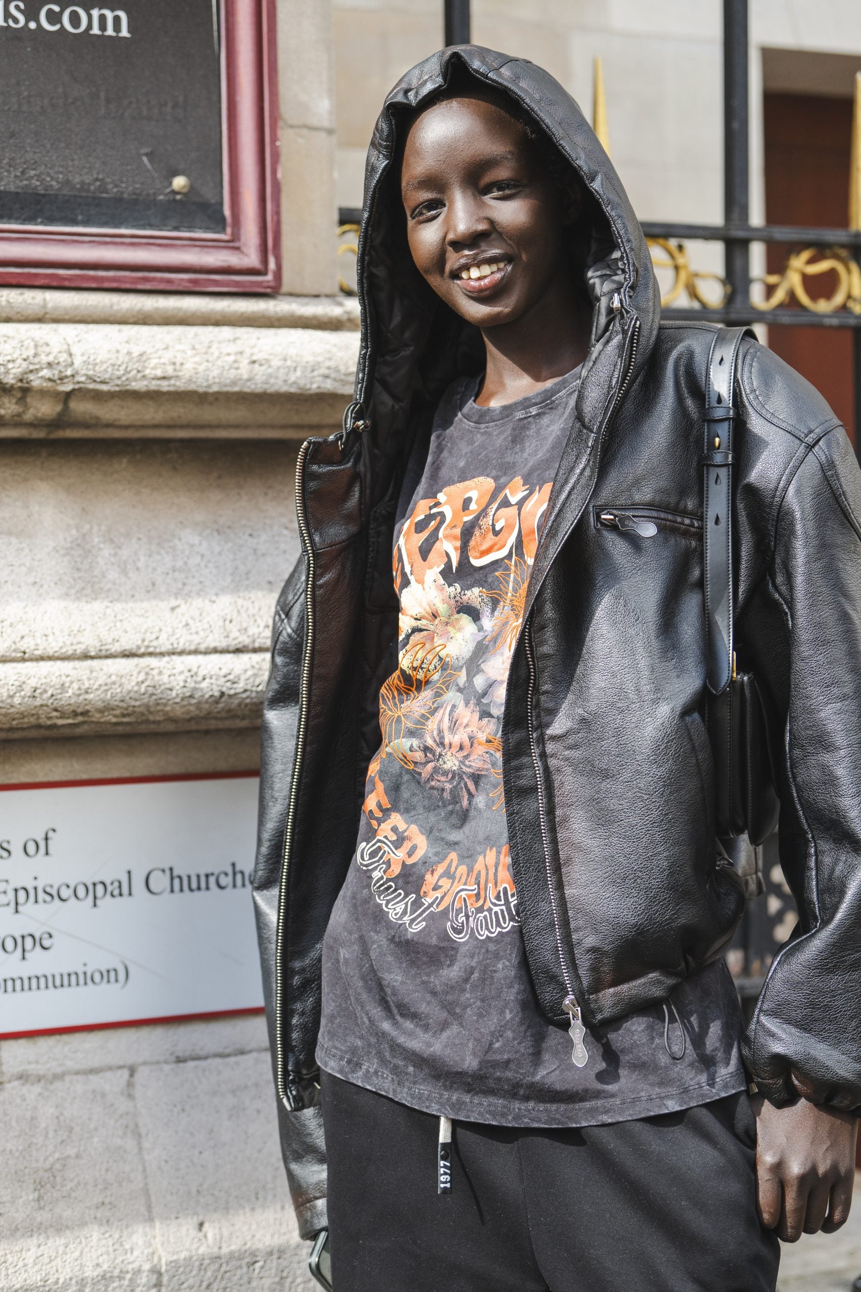 The 21 Best Beauty Street Style Moments From PFW SS25 Day 8