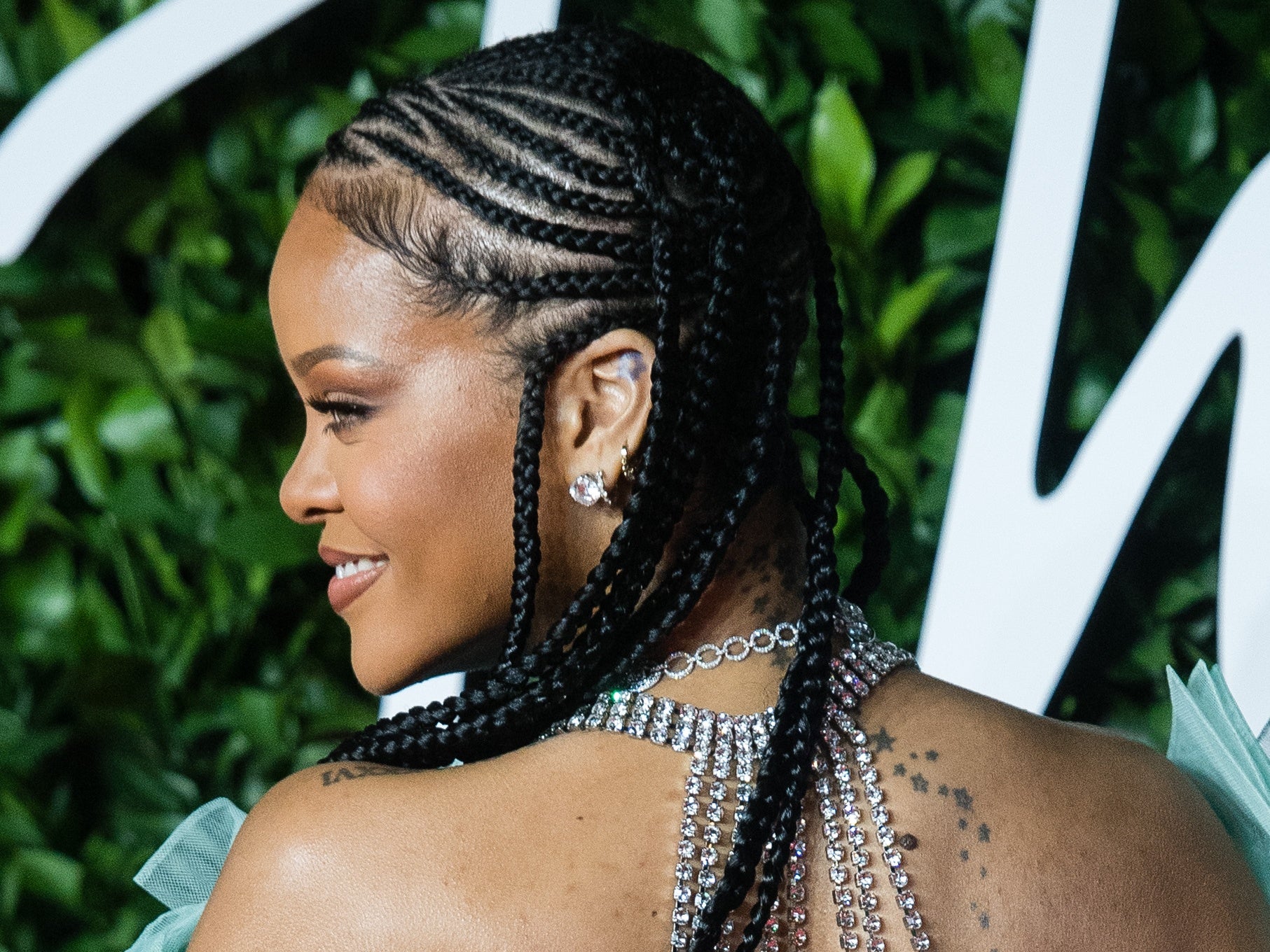 Sensitive Scalp Queens Rejoice: Everything You Need To Know About Getting Braids