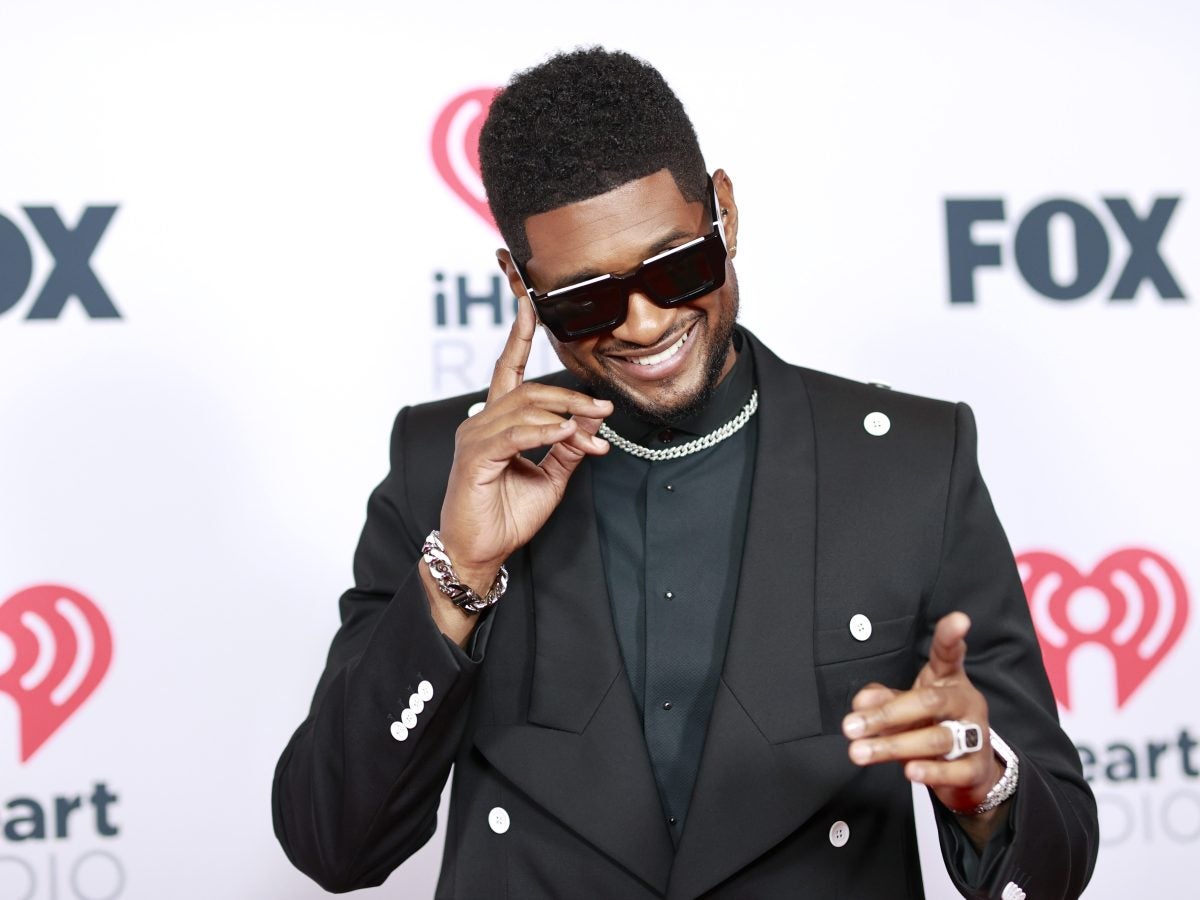 Eye Candy: 35 Fine Photos Of Usher Over The Years