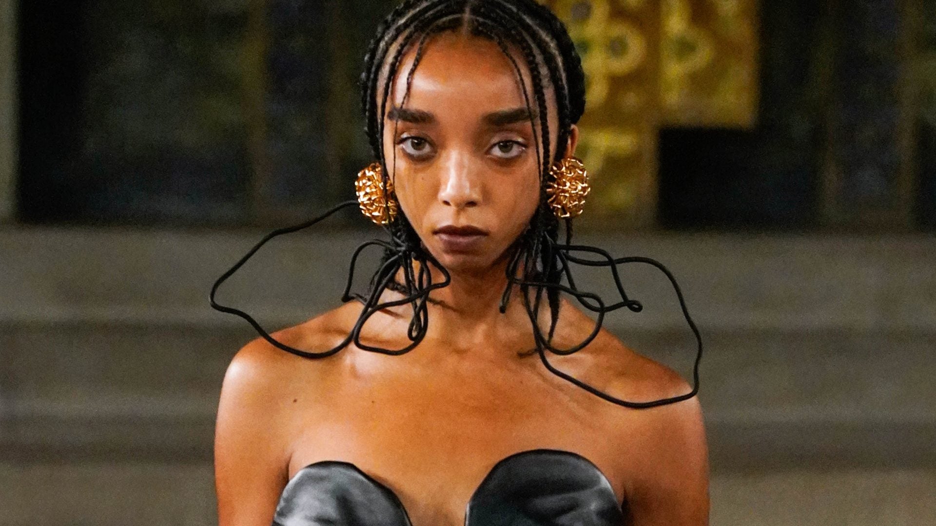 Model Kayra Odore On Braiding Her Hair During Fashion Month