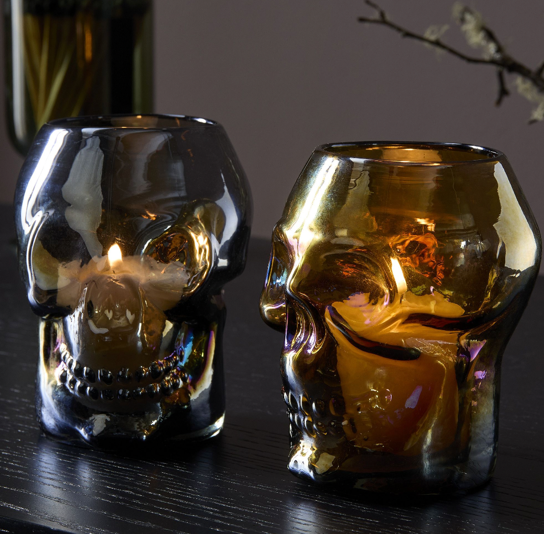 Spooky But Chic: 6 Elegant Halloween Decor Ideas