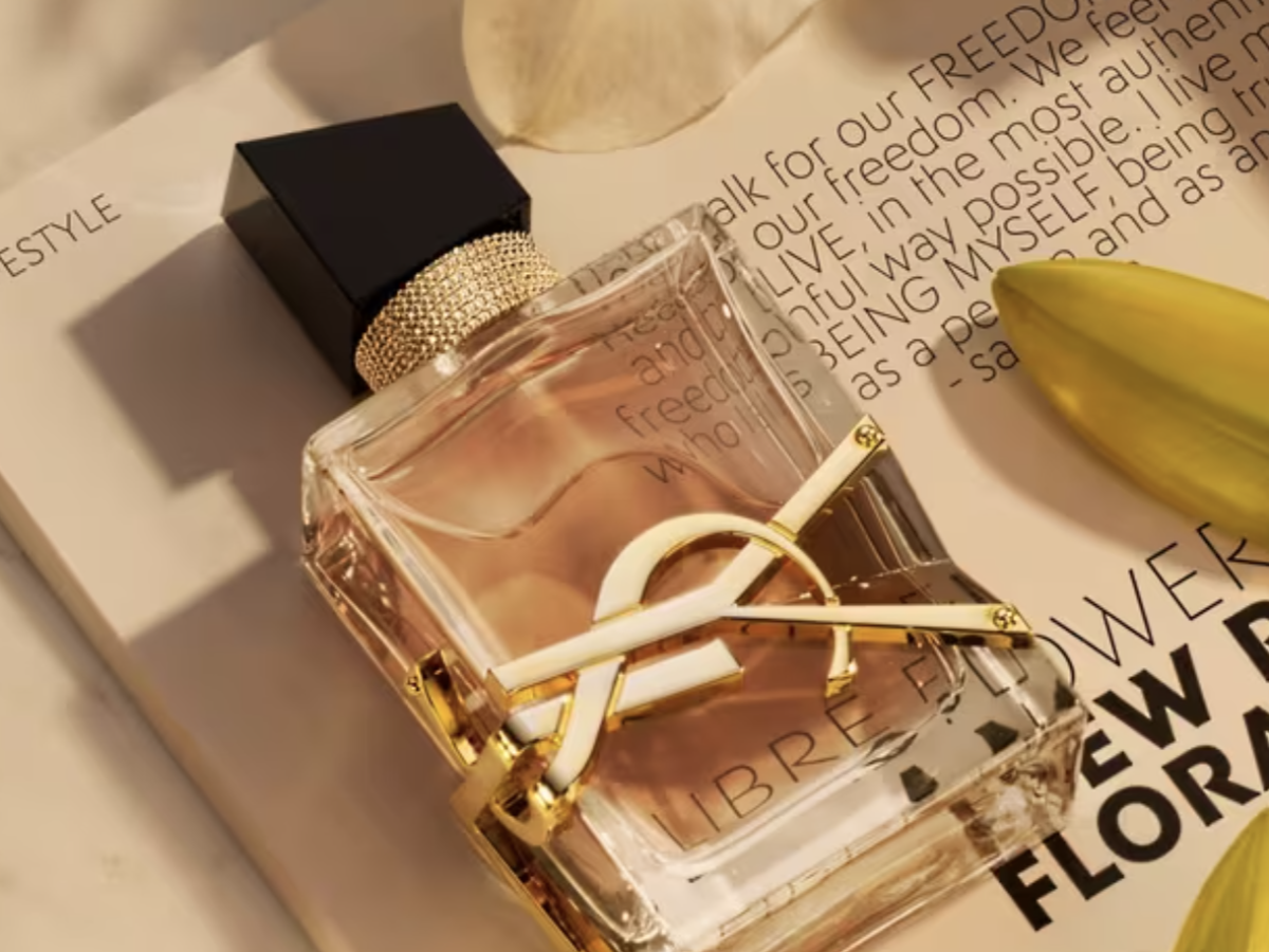 ESScent Of The Week: Meet The Sultry Summer Scent That's Perfect For Fall