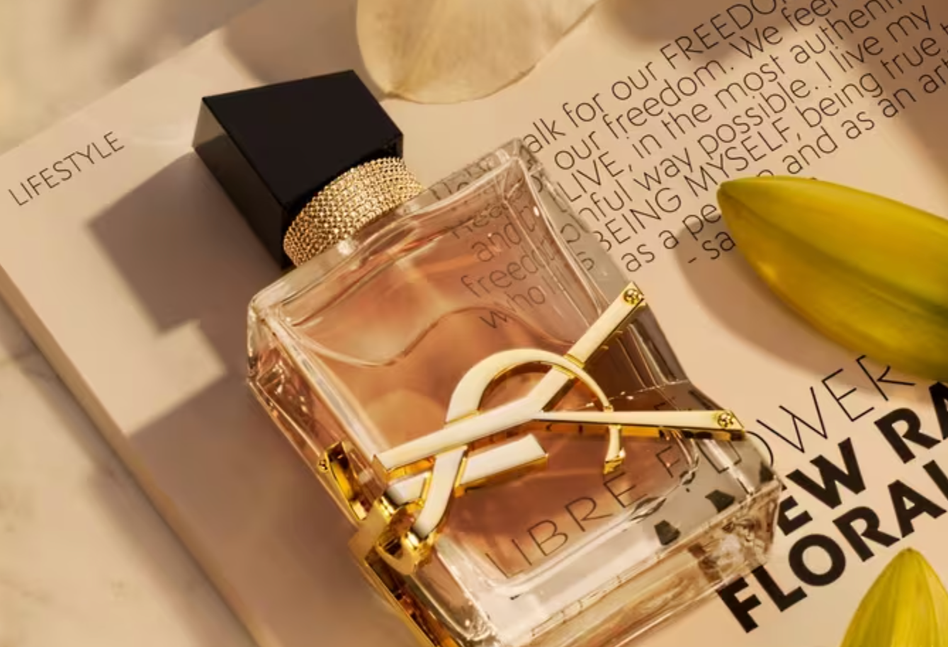 ESScent Of The Week: Meet The Sultry Summer Scent That's Perfect For Fall