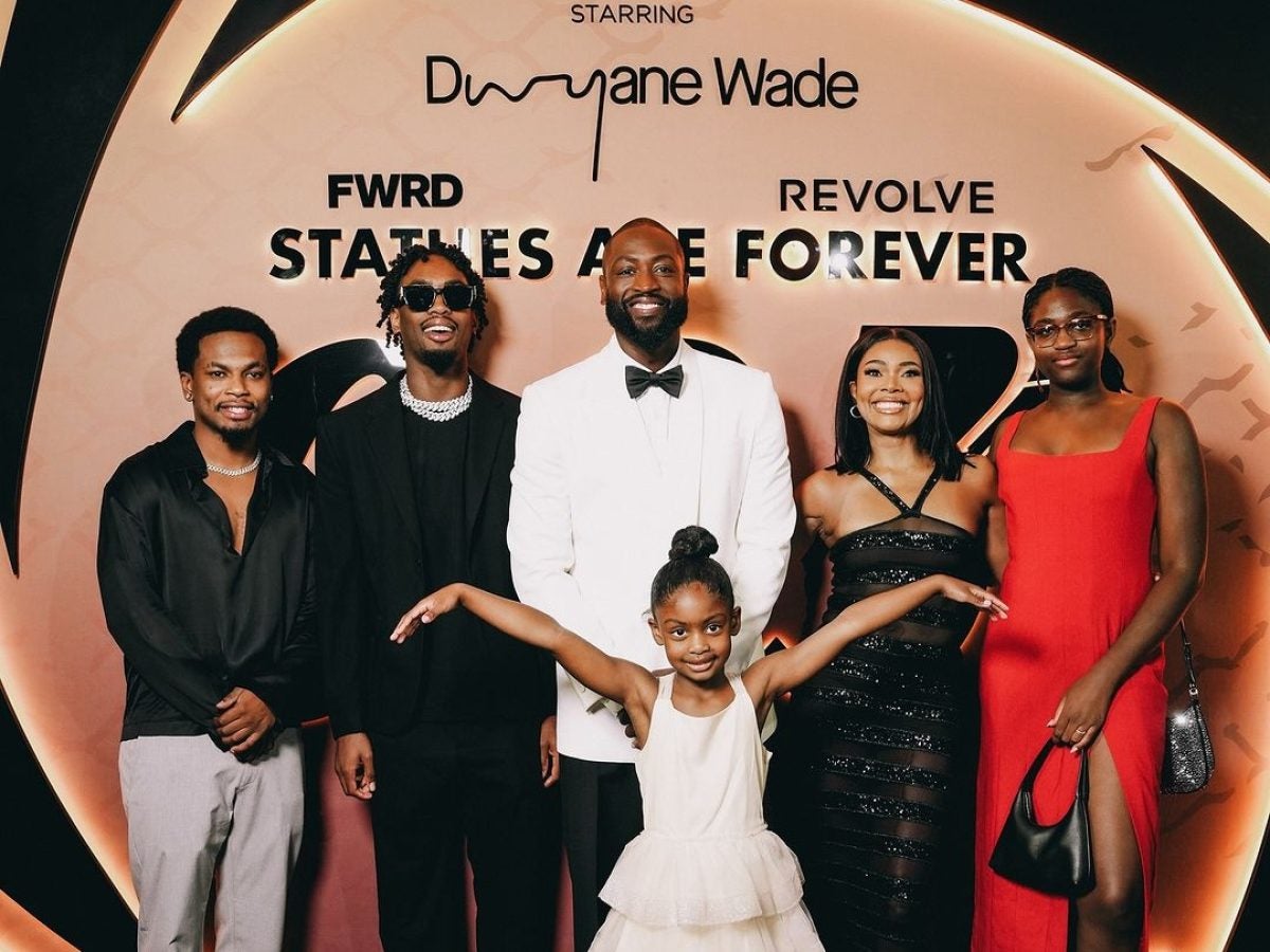 Although Everyone's Talking About The Dwyane Wade Heat Statue, His Family Is The Real Work Of Art