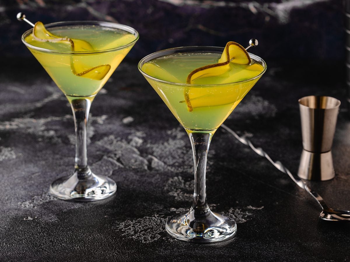 12 Cool And Cozy Cocktails To Try This November Based On Your Zodiac Sign