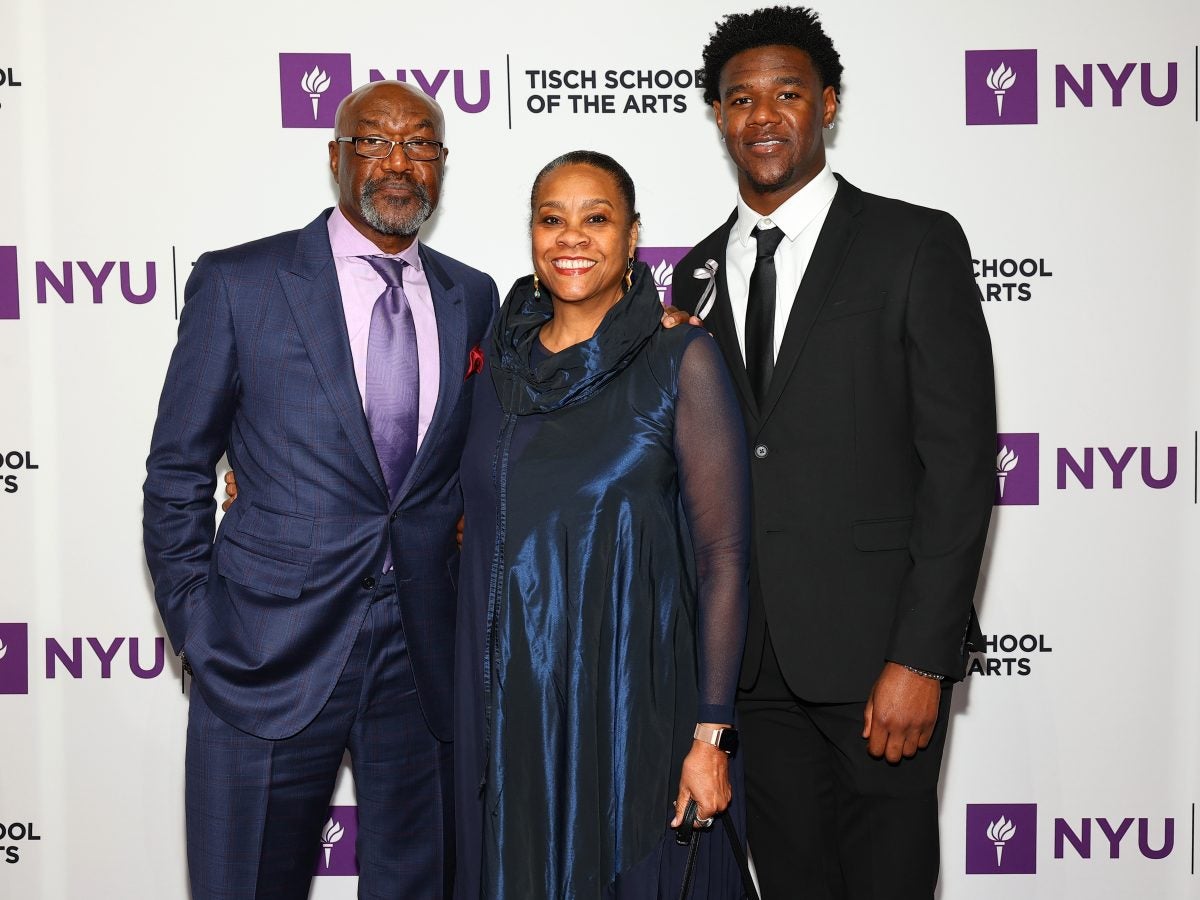 15 Photos Of Delroy Lindo And Wife Nashormeh's Love Over The Years