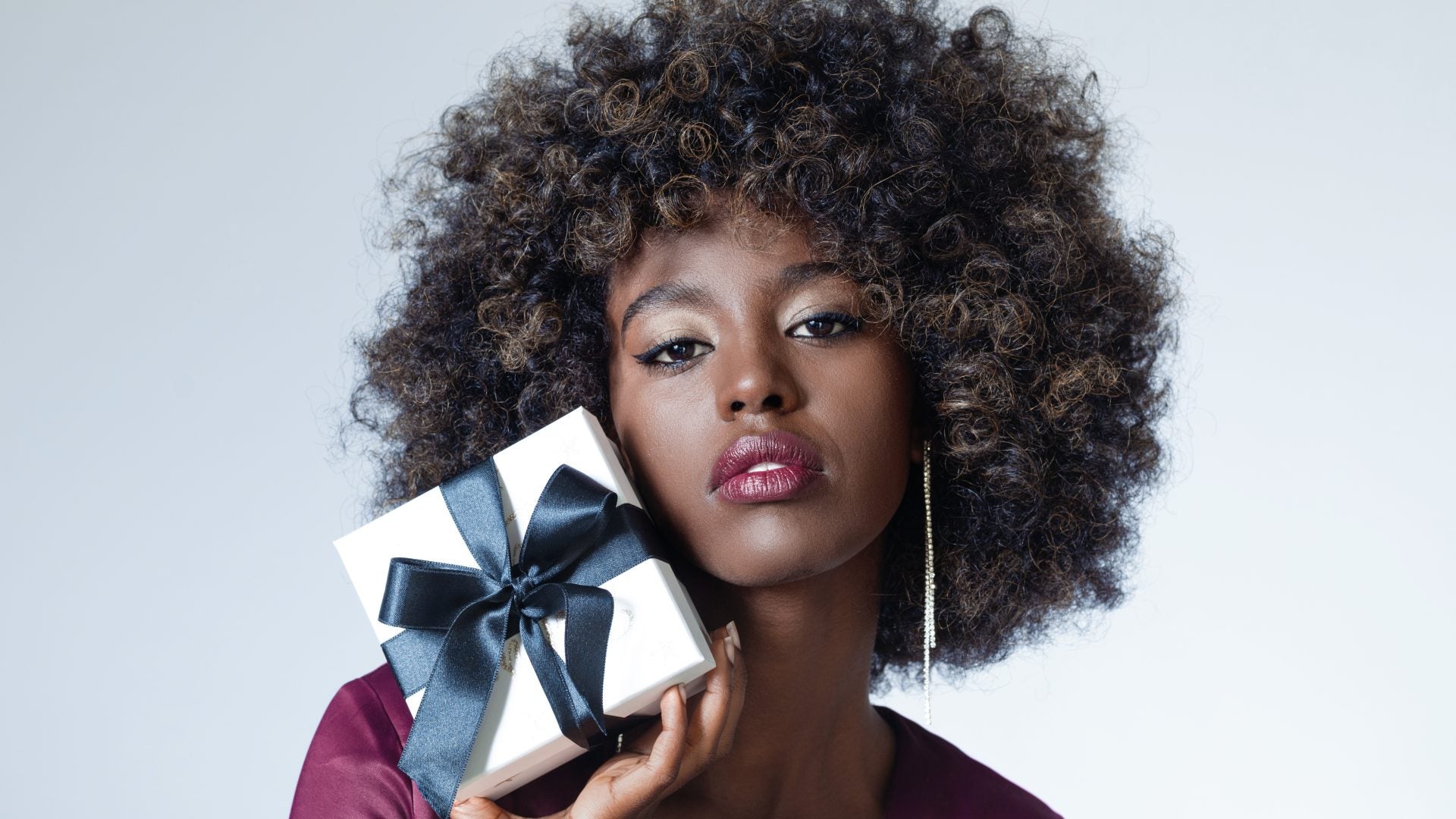 The Ultimate Holiday Gift Guide For Every Type Of Beauty Lover