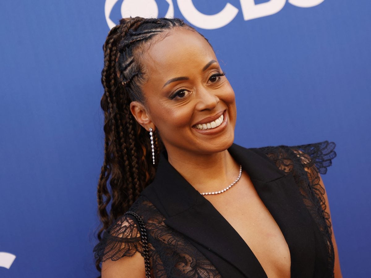 Mamas At Work: Essence Atkins On Her New Hit Show 'Poppa's House' Being An 'Answered Prayer,' Single Motherhood And Dating With Purpose At 52