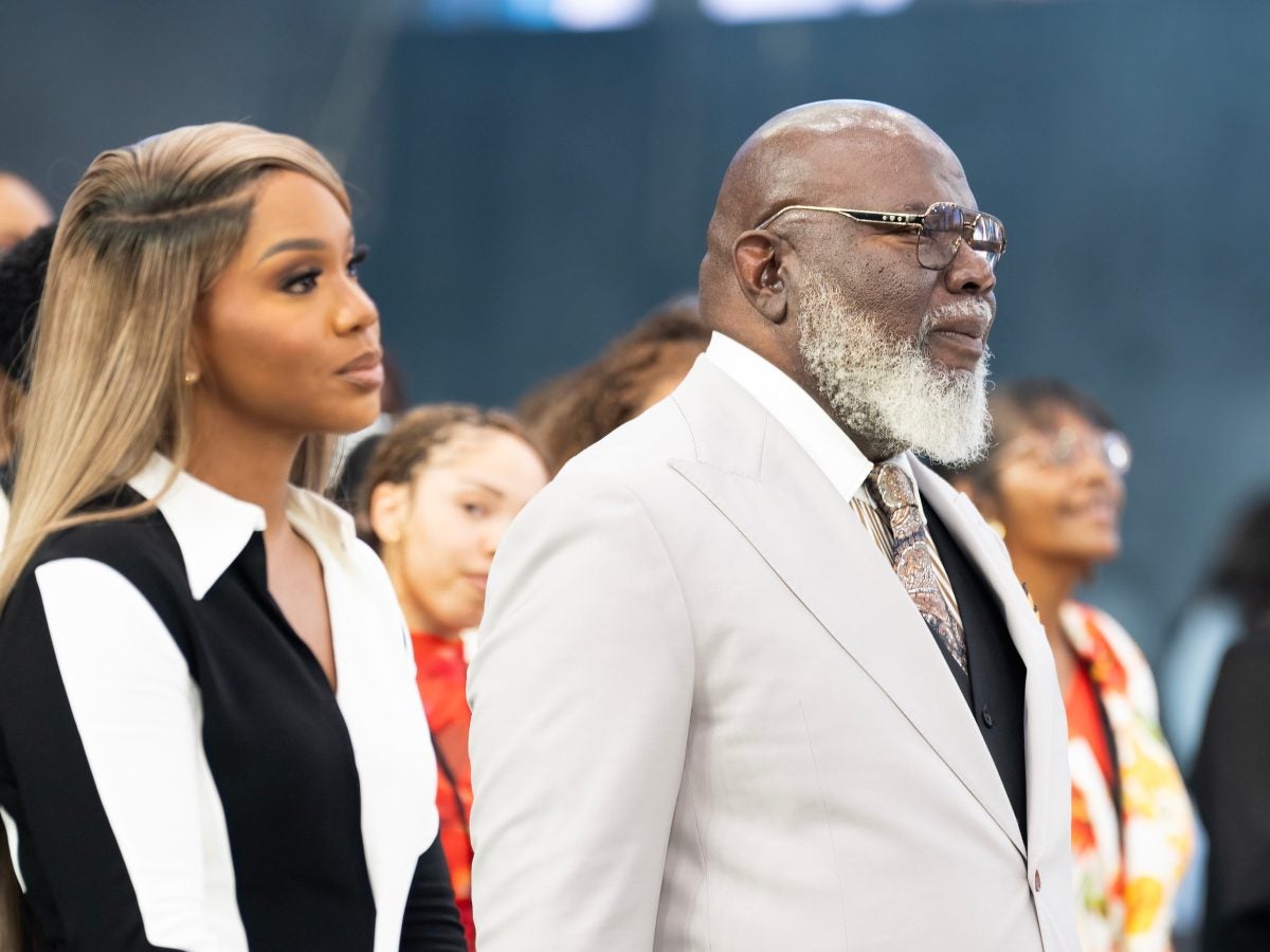 Sarah Jakes Roberts, Potter's House Offer Update After T.D. Jakes Suffers Medical Emergency During Sermon