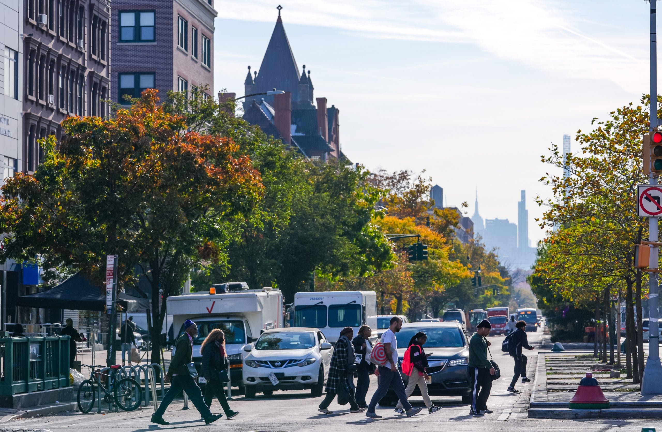 A Guide To Black-Owned Harlem: What To Do And Where To Go This Fall