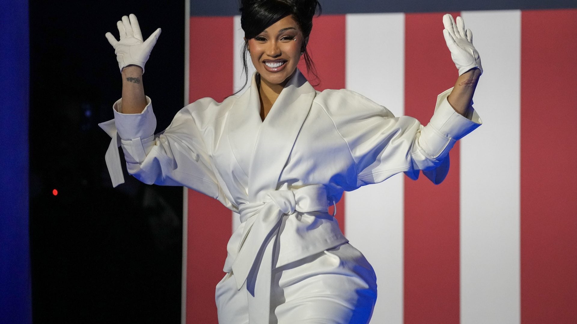 ICYMI: Cardi B Wears Kristina Fidelskaya, Viola Davis Wears Gucci, Kith Teams Up With The New York Knicks, And More