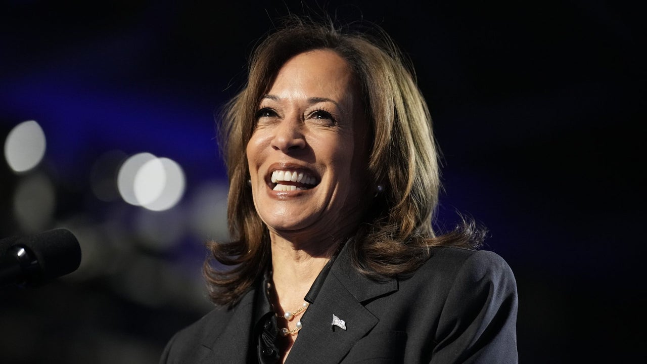 8 Times Kamala Harris Gave Us Beauty Inspiration –