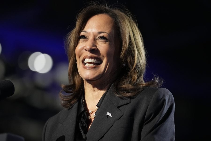 8 Times Kamala Harris Gave Us Beauty Inspiration