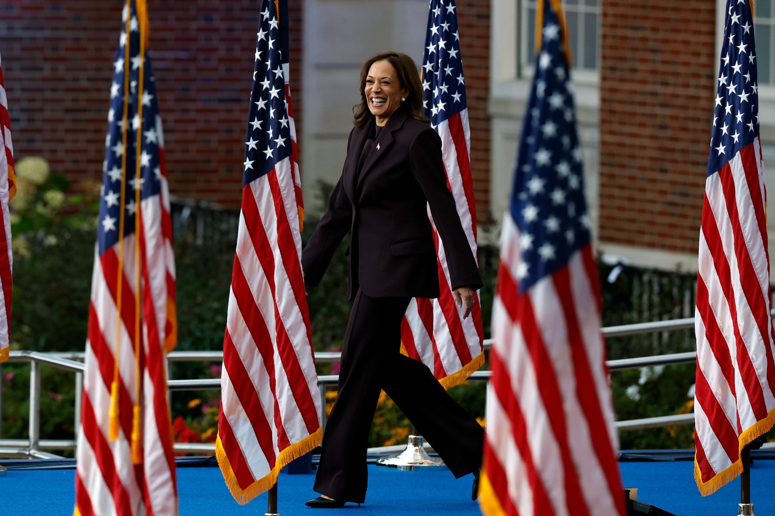 Kamala Harris Wore An Excellent Suit During Concession Speech