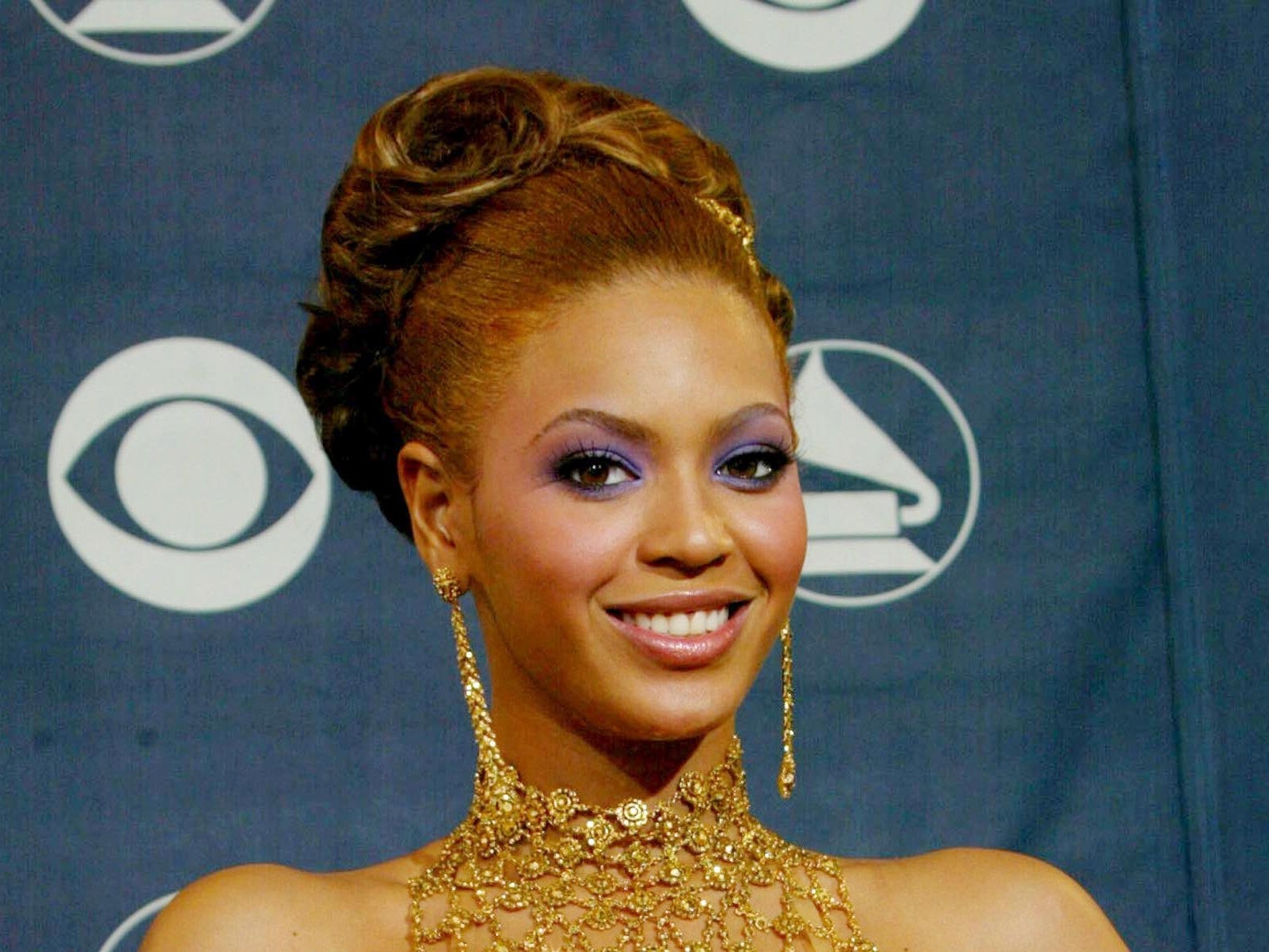 Iconic GRAMMY Beauty Moments From The 2025 Nominees