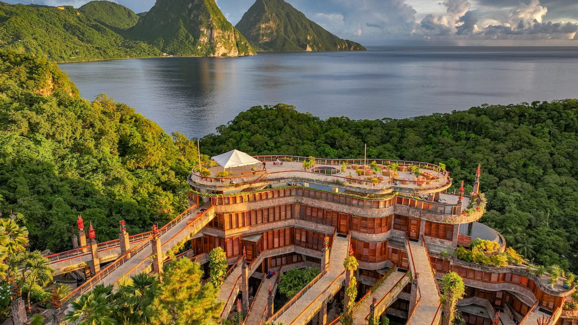 Heaven Has No Walls: Inside St. Lucia's Jade Mountain Resort