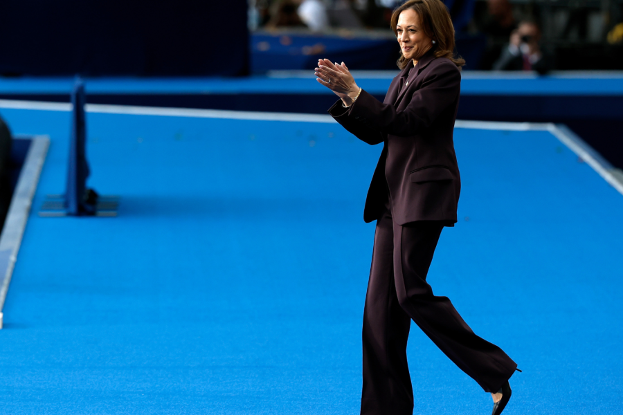 Kamala Harris Wore An Excellent Suit During Concession Speech