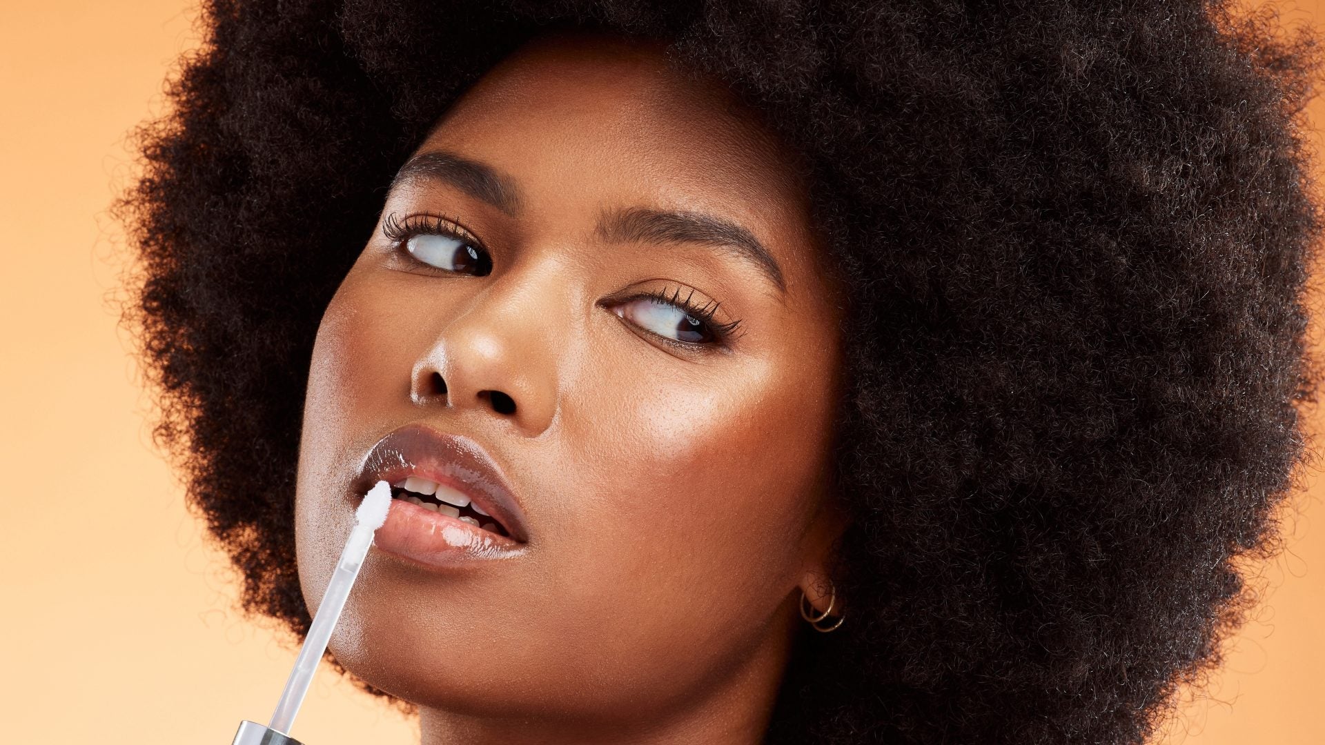 Makeup Routines Should Be On Your “Dopamine Menu” This Season