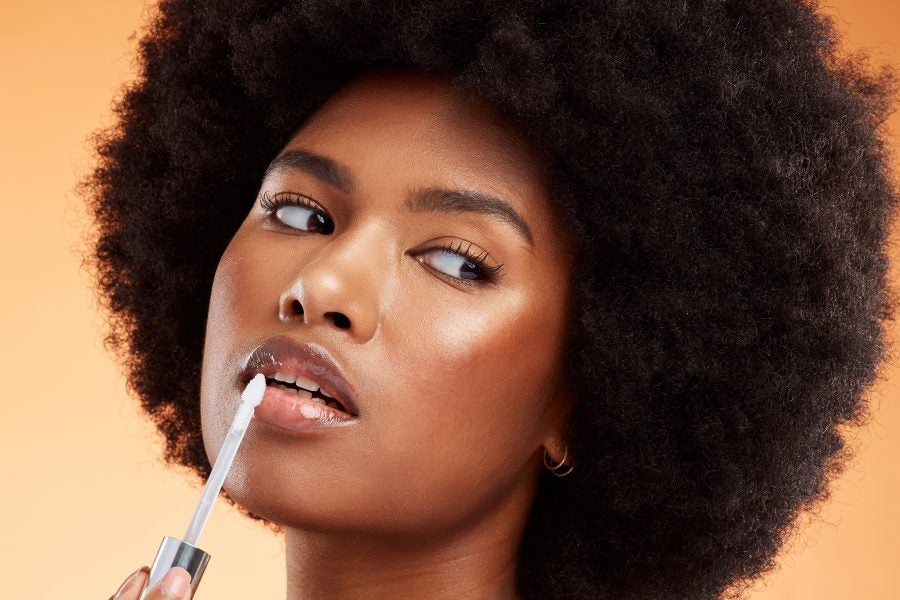 Makeup Routines Should Be On Your “Dopamine Menu” This Season