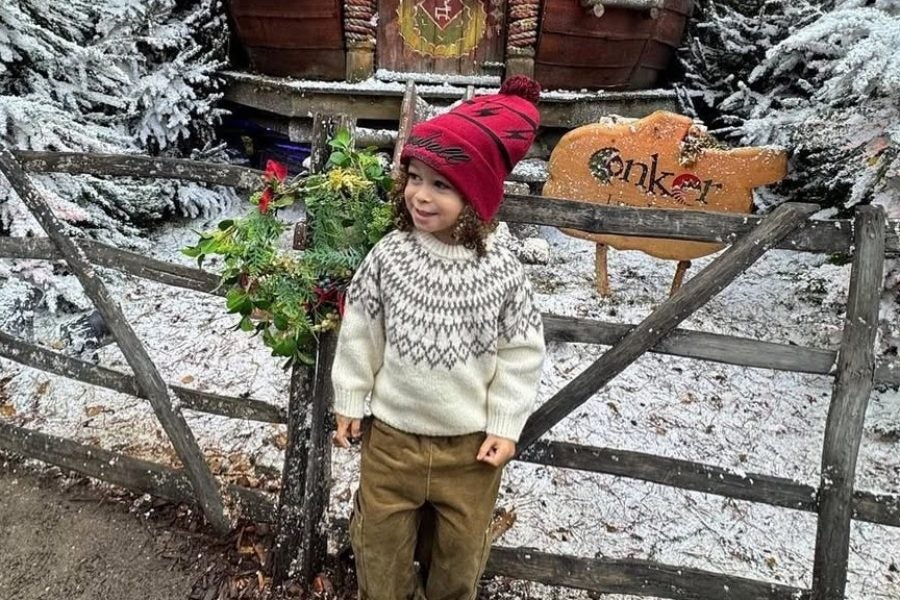 Eve's Son, Wilde Wolf, Is Adorable In A Recent Holiday Photo