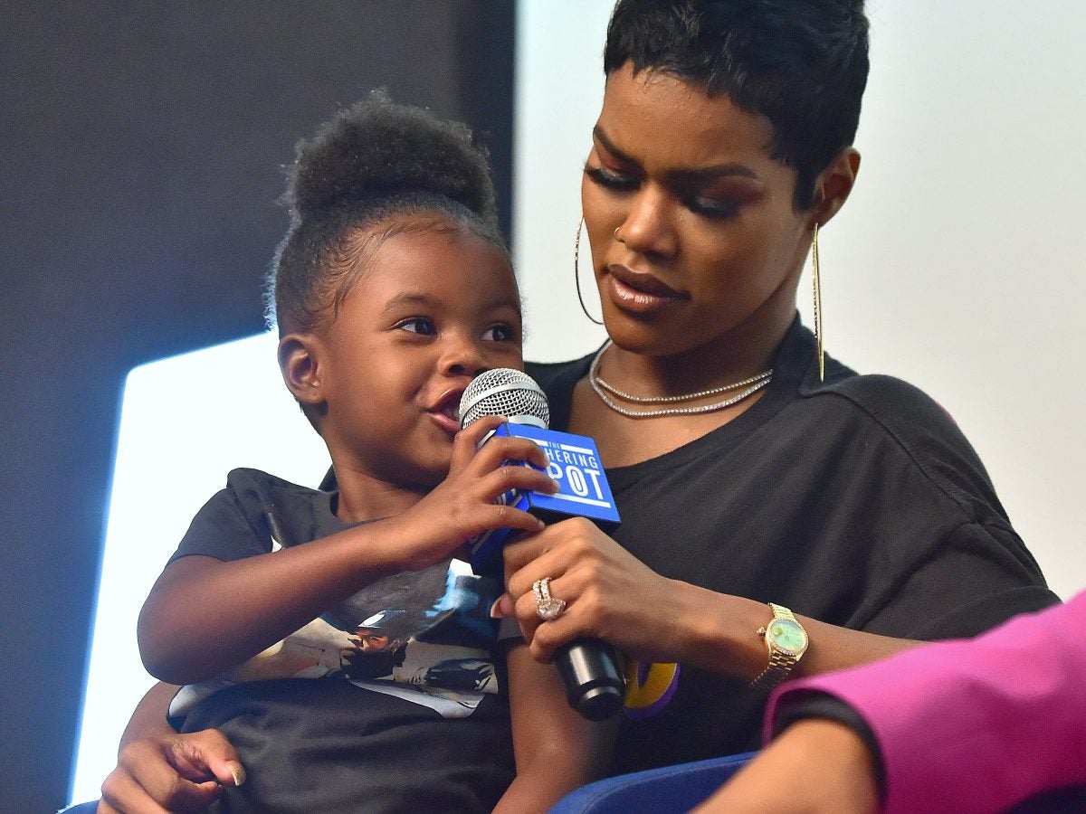 9 Sweet Photos Of Teyana Taylor And Her Daughters