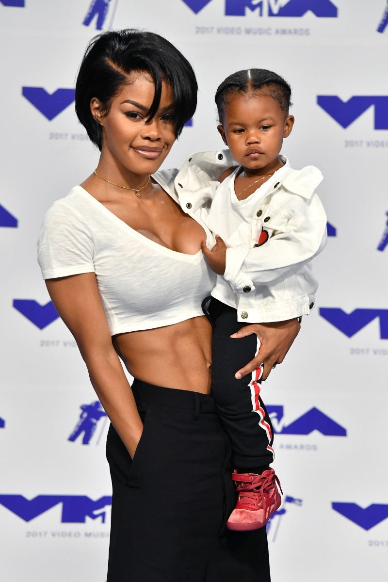 9 Sweet Photos Of Teyana Taylor And Her Daughters