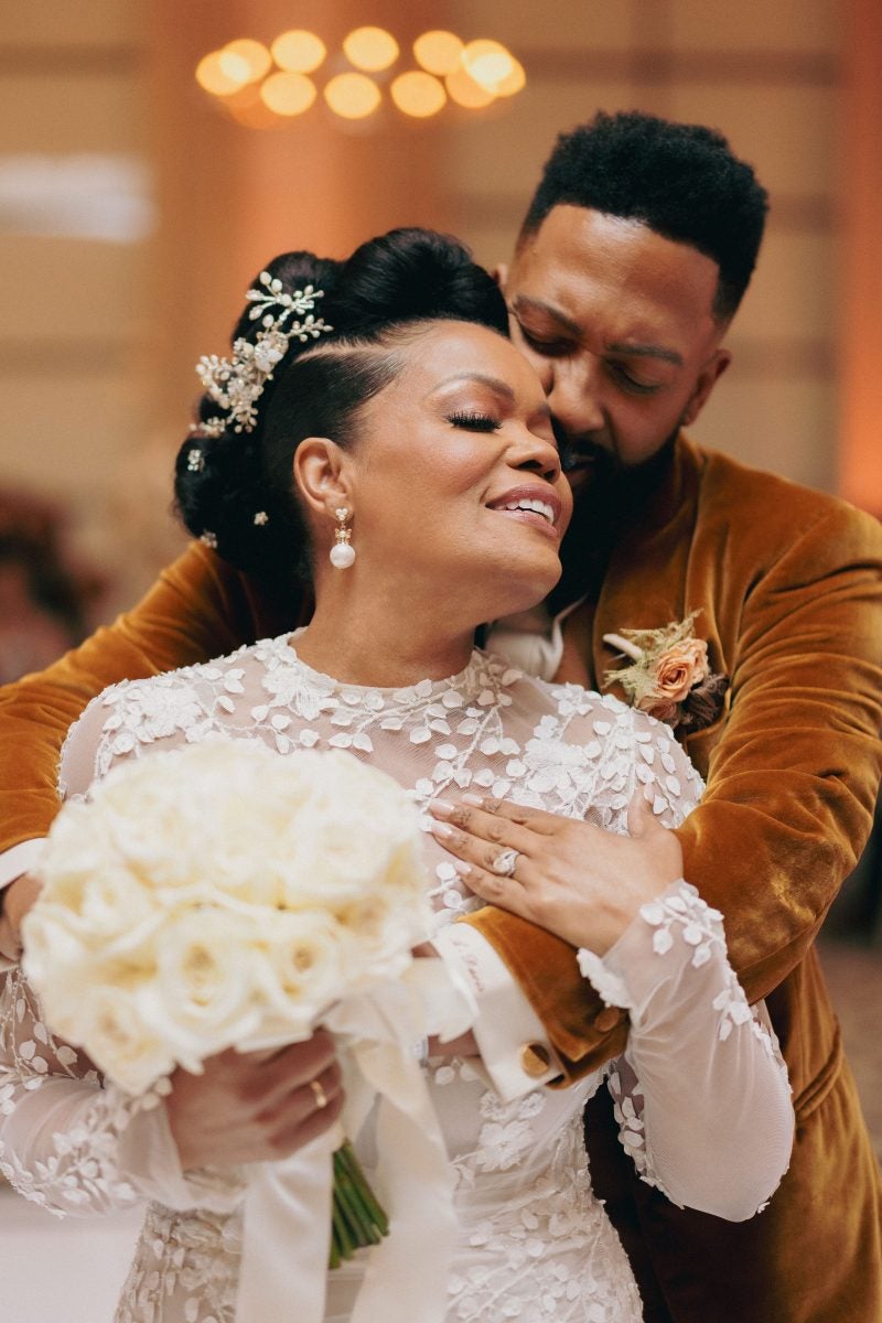 Exclusive: Yvette Nicole Brown Marries Anthony Davis, Says 'Delay Is Not Denial' In Finding Love After 50