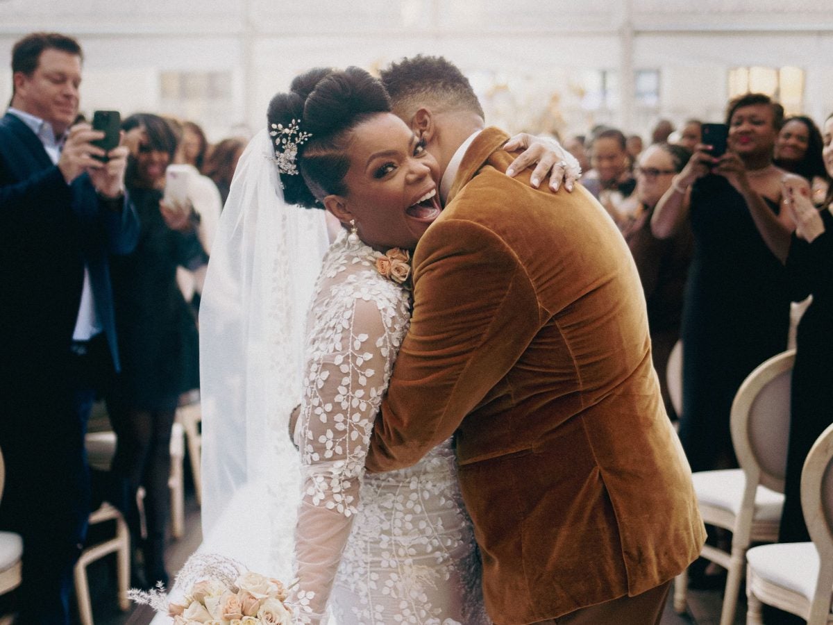 Exclusive: Yvette Nicole Brown Marries Anthony Davis, Says 'Delay Is Not Denial' In Finding Love After 50