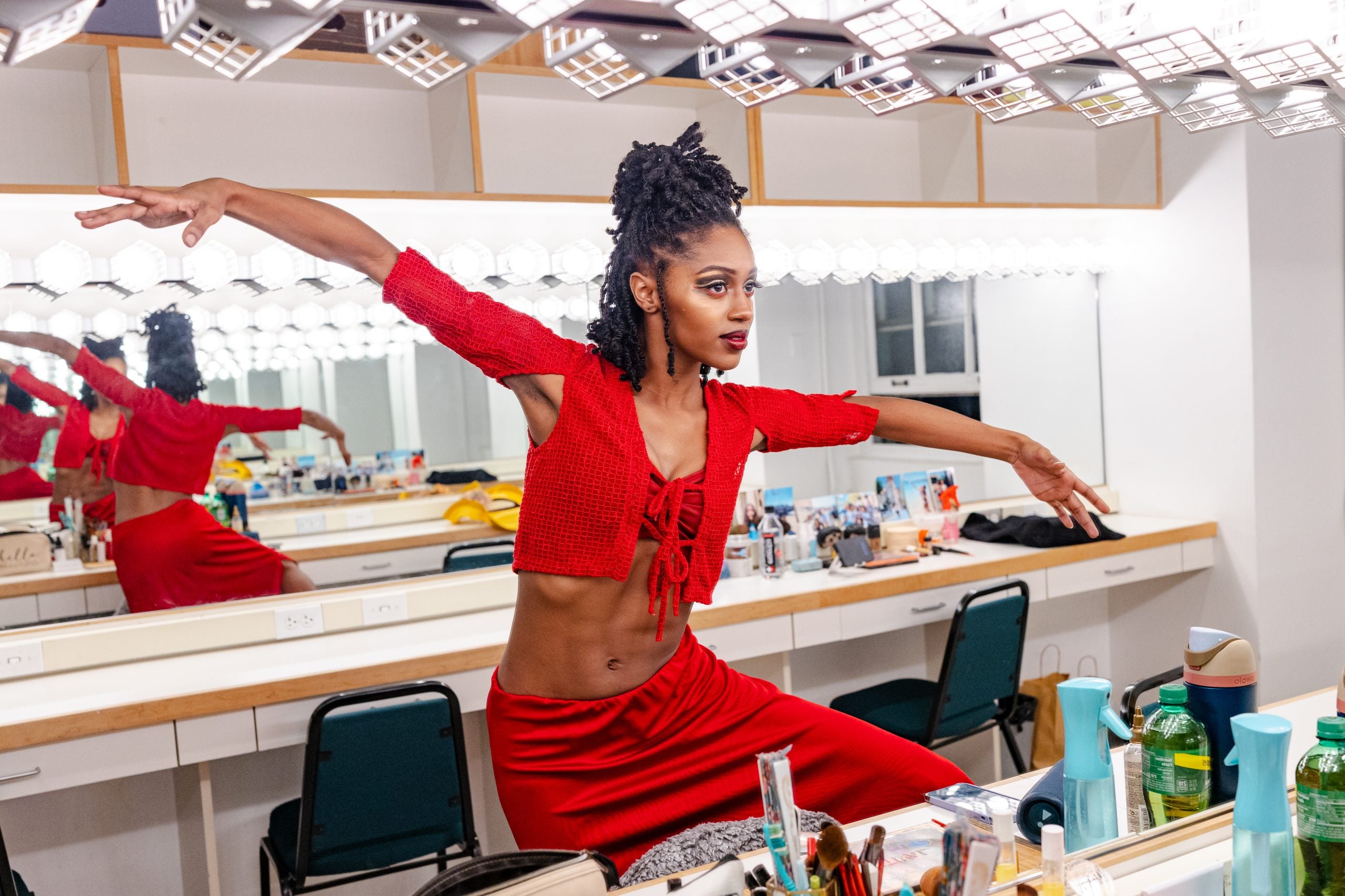 Get Ready With Alvin Ailey Dancers Before A Show