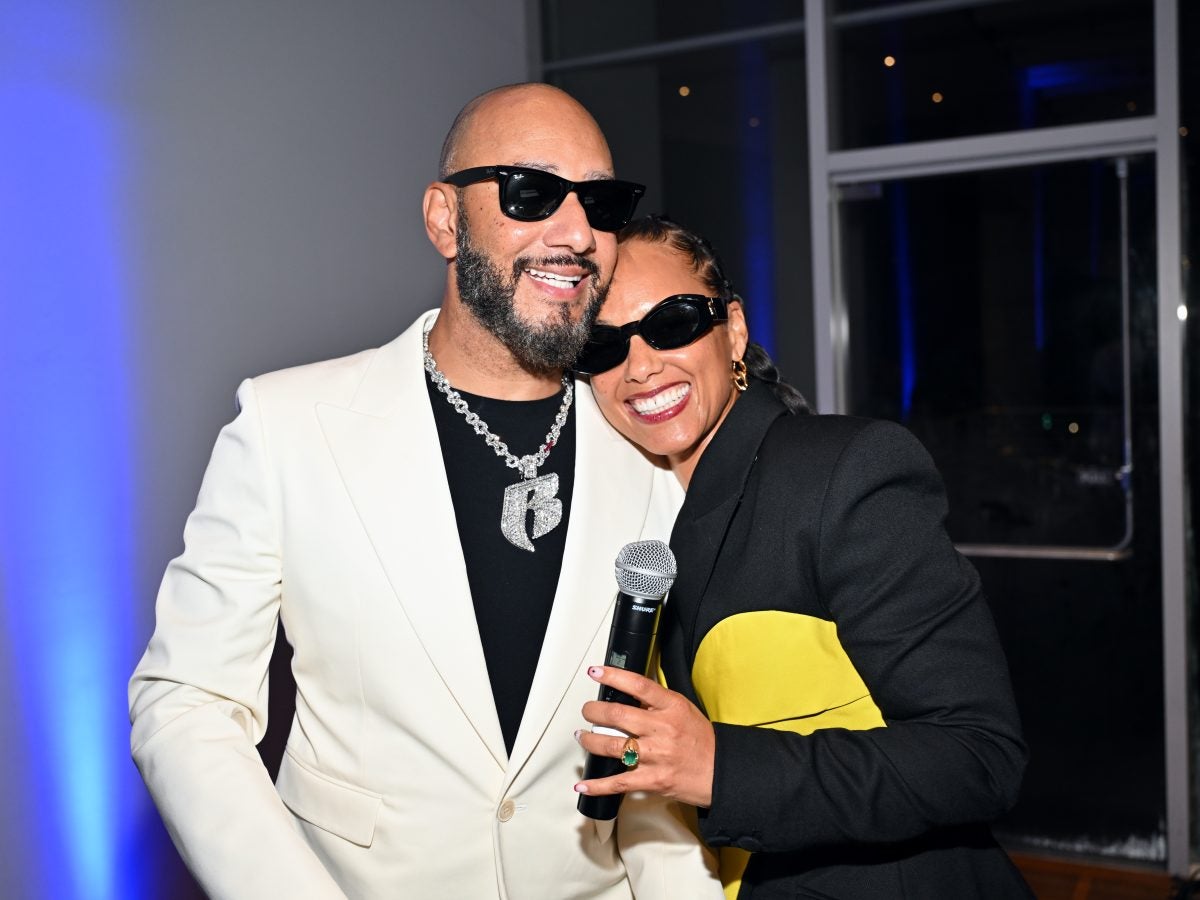 17 photos full of PDA Alicia Keys and Swizz Beatza's love over the years