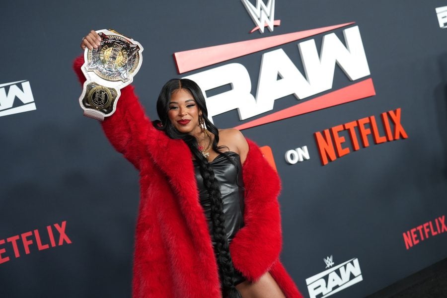 Star Gazing: ‘One Of Them Days’ Premiere, Monday Night Raw, Zendaya, Keke Palmer And More