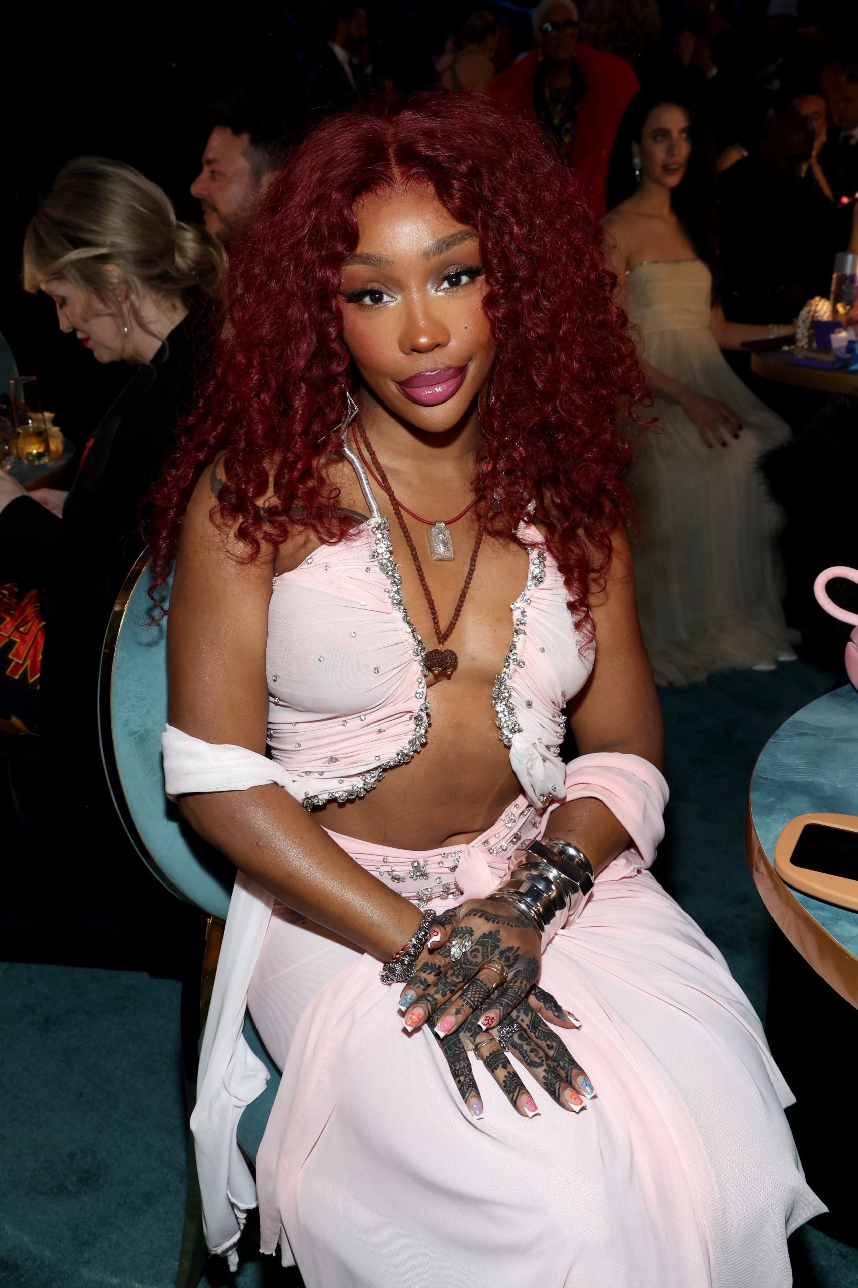 How SZA’s Red Hair Came Together For The Grammys