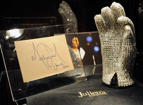 Michael Jackson's moonwalk glove sells for $350,000